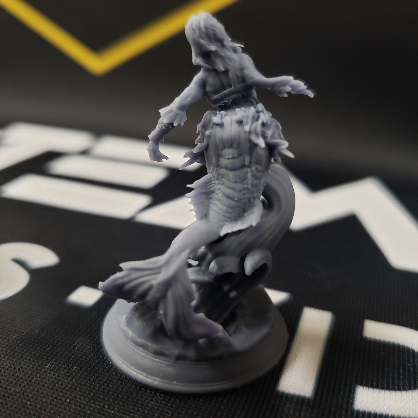 Dyriani Sirens (Angry)