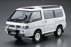 1/24 MITSUBISHI P35W DELICA STAR WAGON '91 Model Kit - Collectors World Toys
