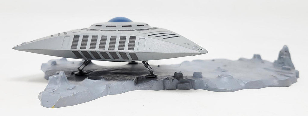 5" TR3 UFO with Base Plastic Model Kit