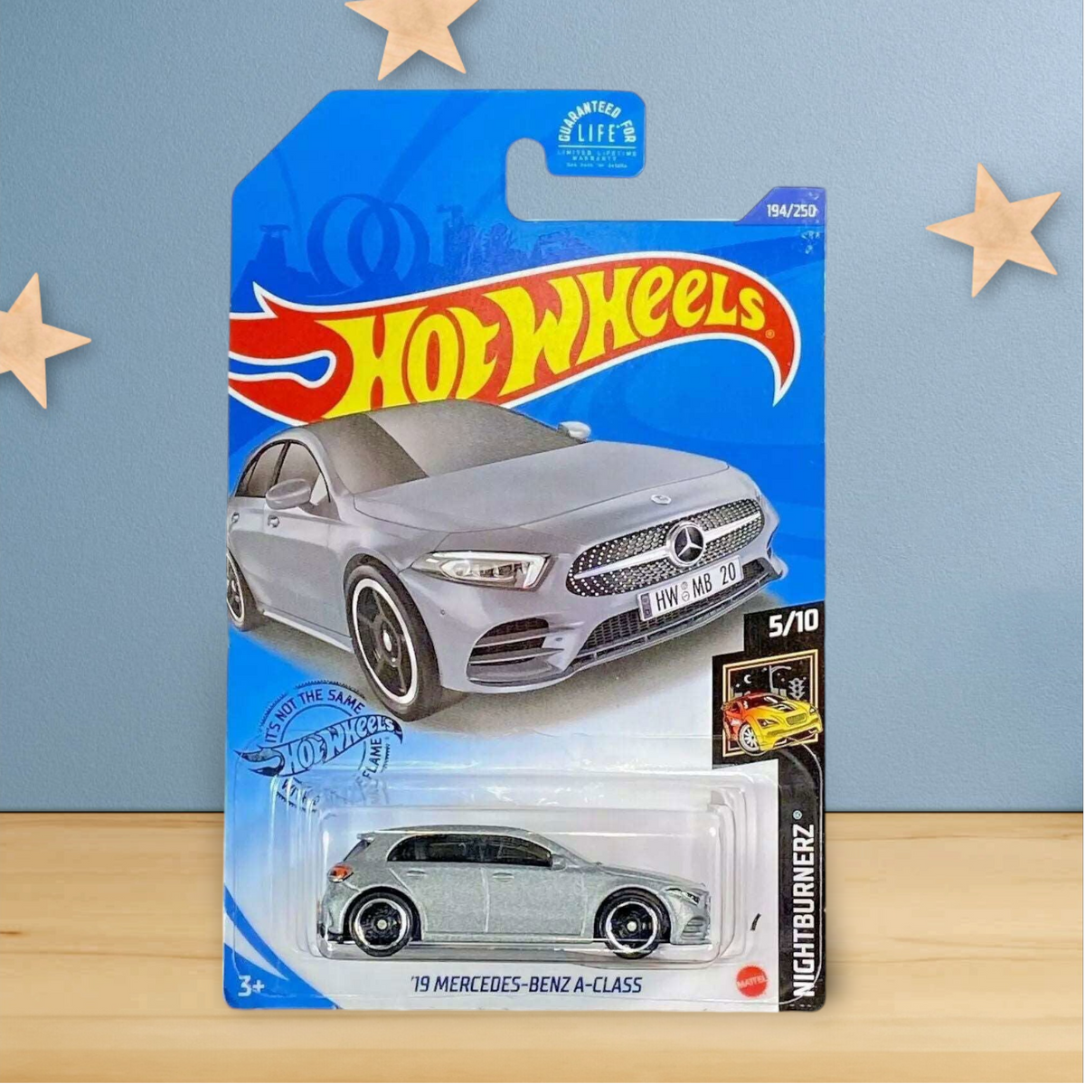 Hot Wheels '19 Mercedes-Benz A-Class - Nightburnerz Series 5/10