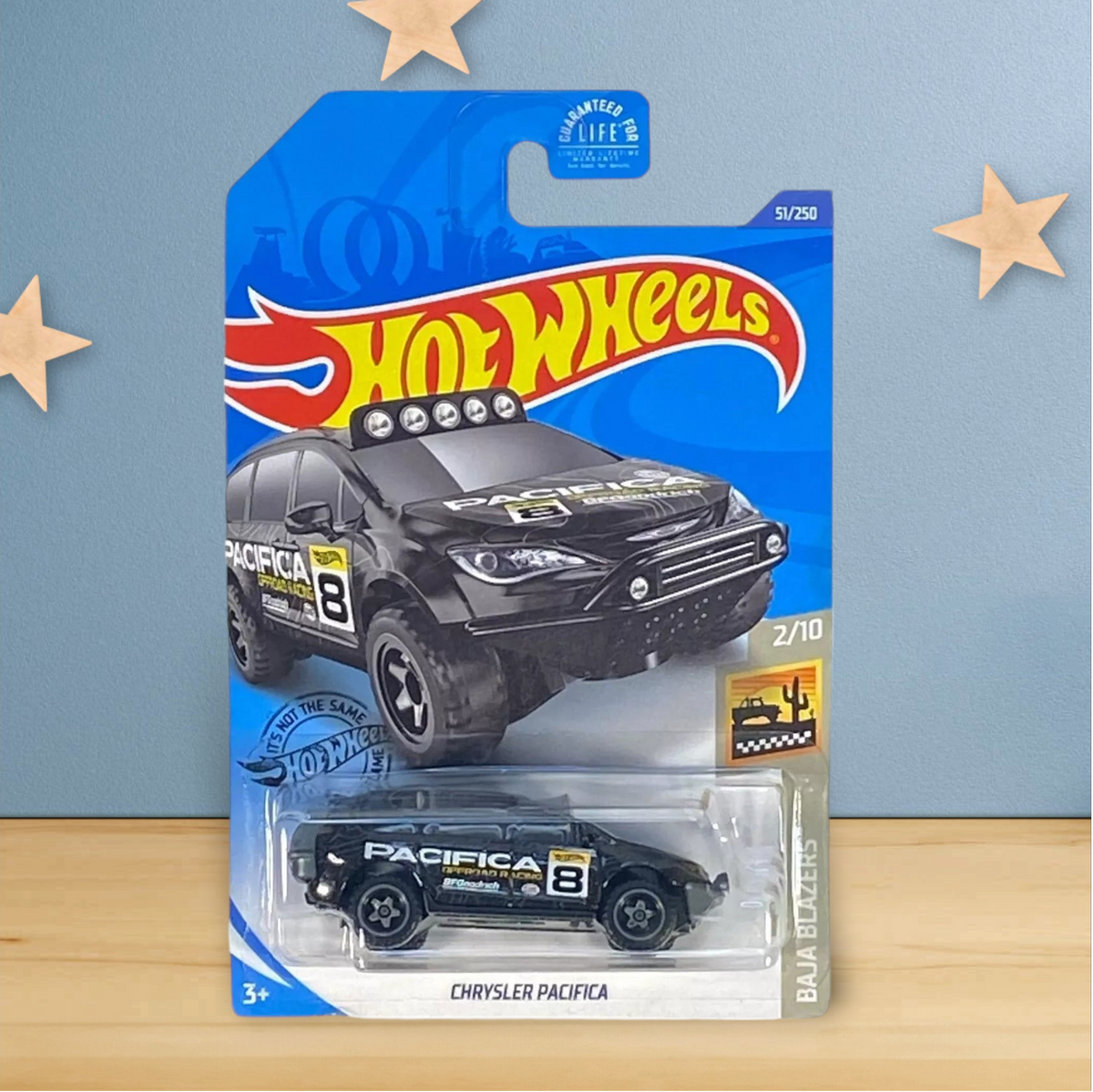 Hot Wheels Chrysler Pacifica - Baja Blazers Series 2/10