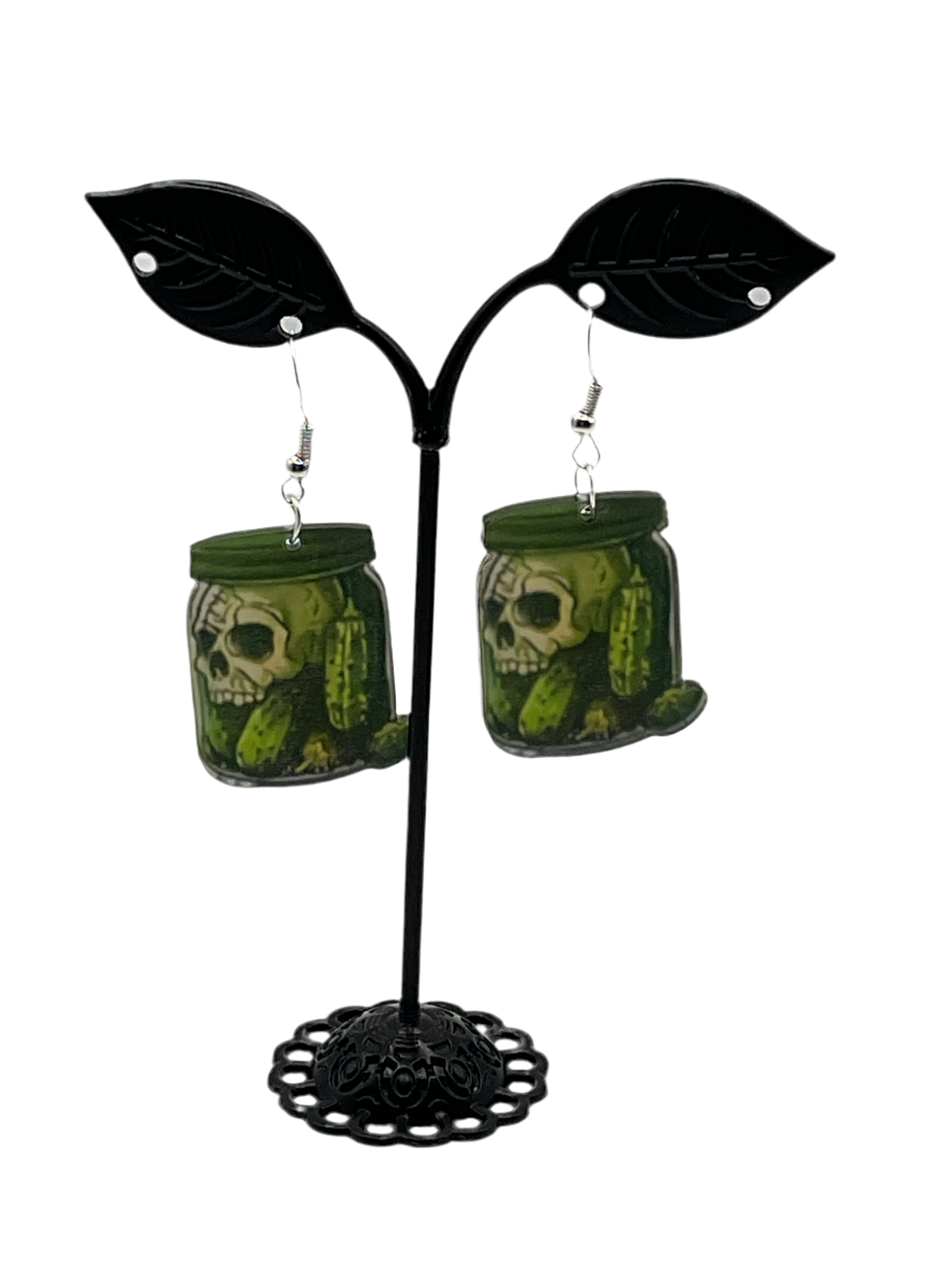 Pickle skull earrings Main image