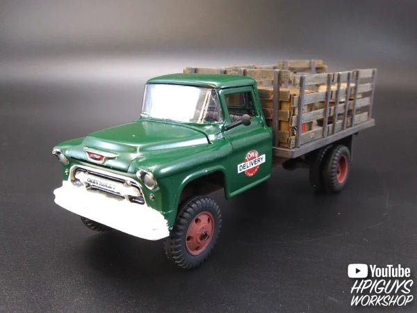 1:48 1955 Chevrolet 2 Ton Stake Truck Plastic Model Kit