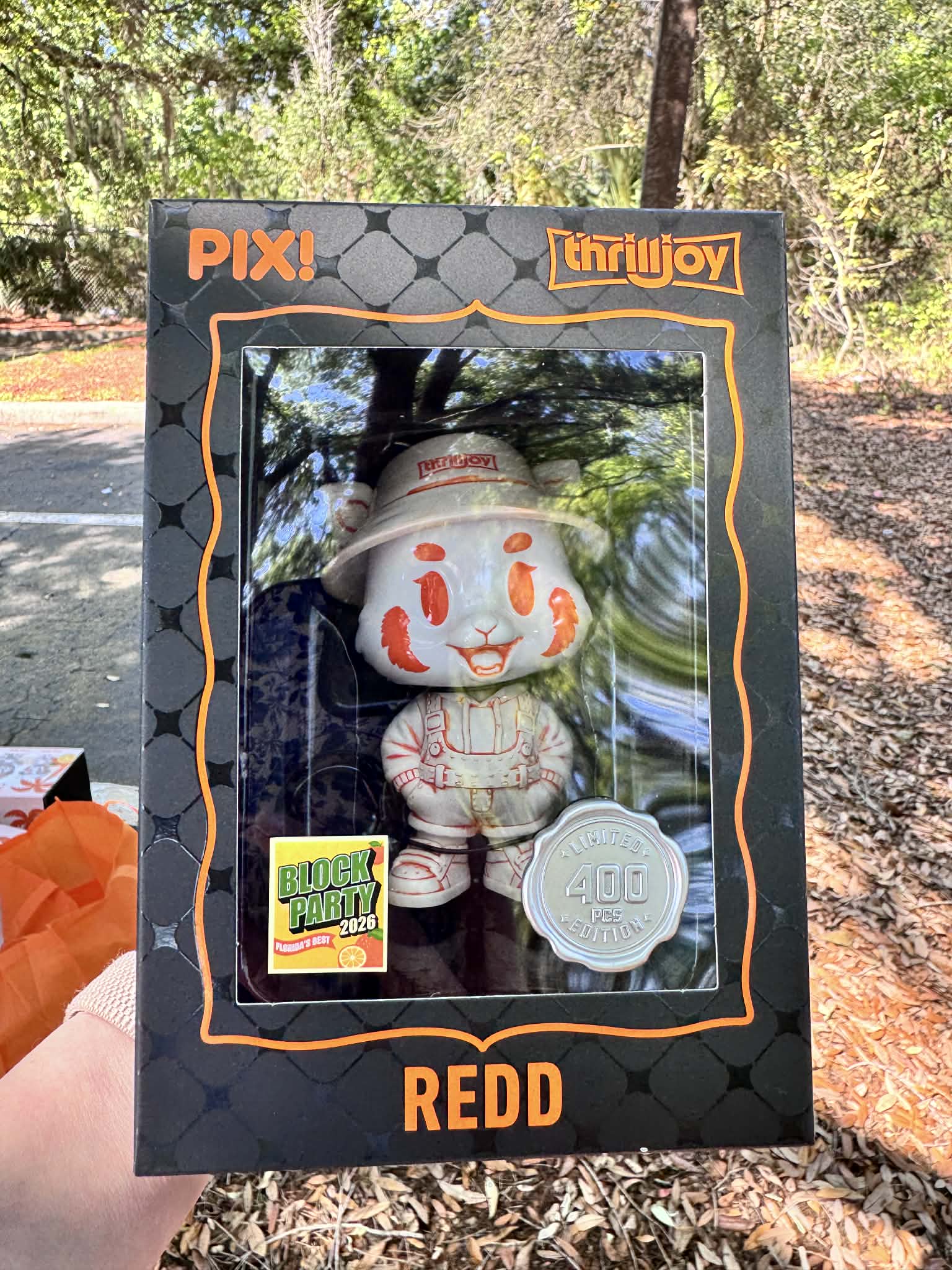 [Thrilljoy] [MEGACON Block Party] Block Party Redd HERO LE400 PIX Vinyl Figure with Protector Main image
