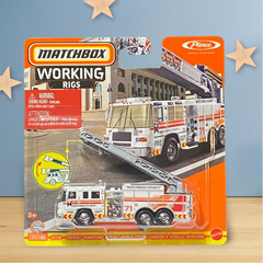Matchbox Pierce Quantum Aerial Ladder Truck - Working Rigs 2/16