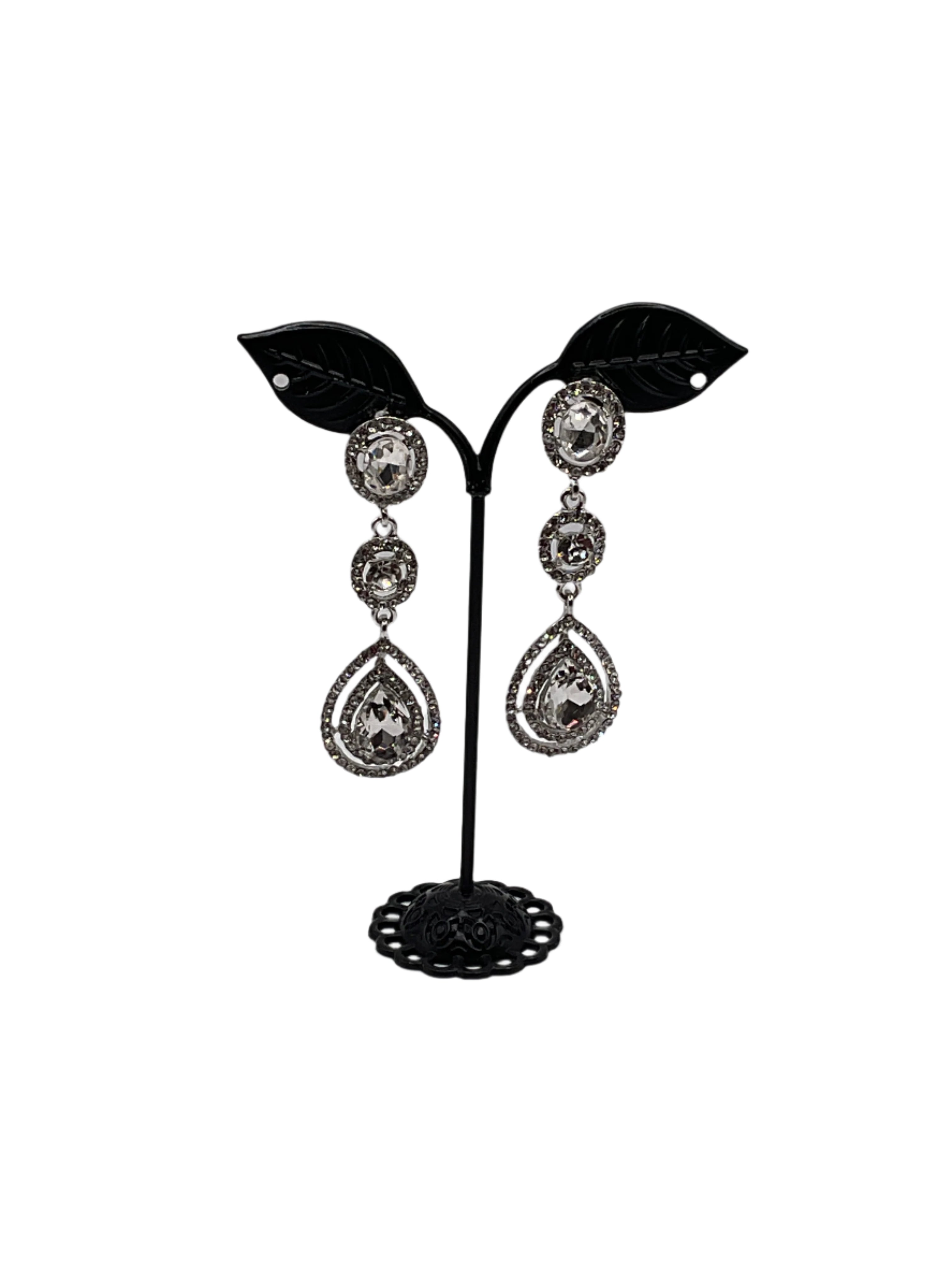 Shiny crystal earrings