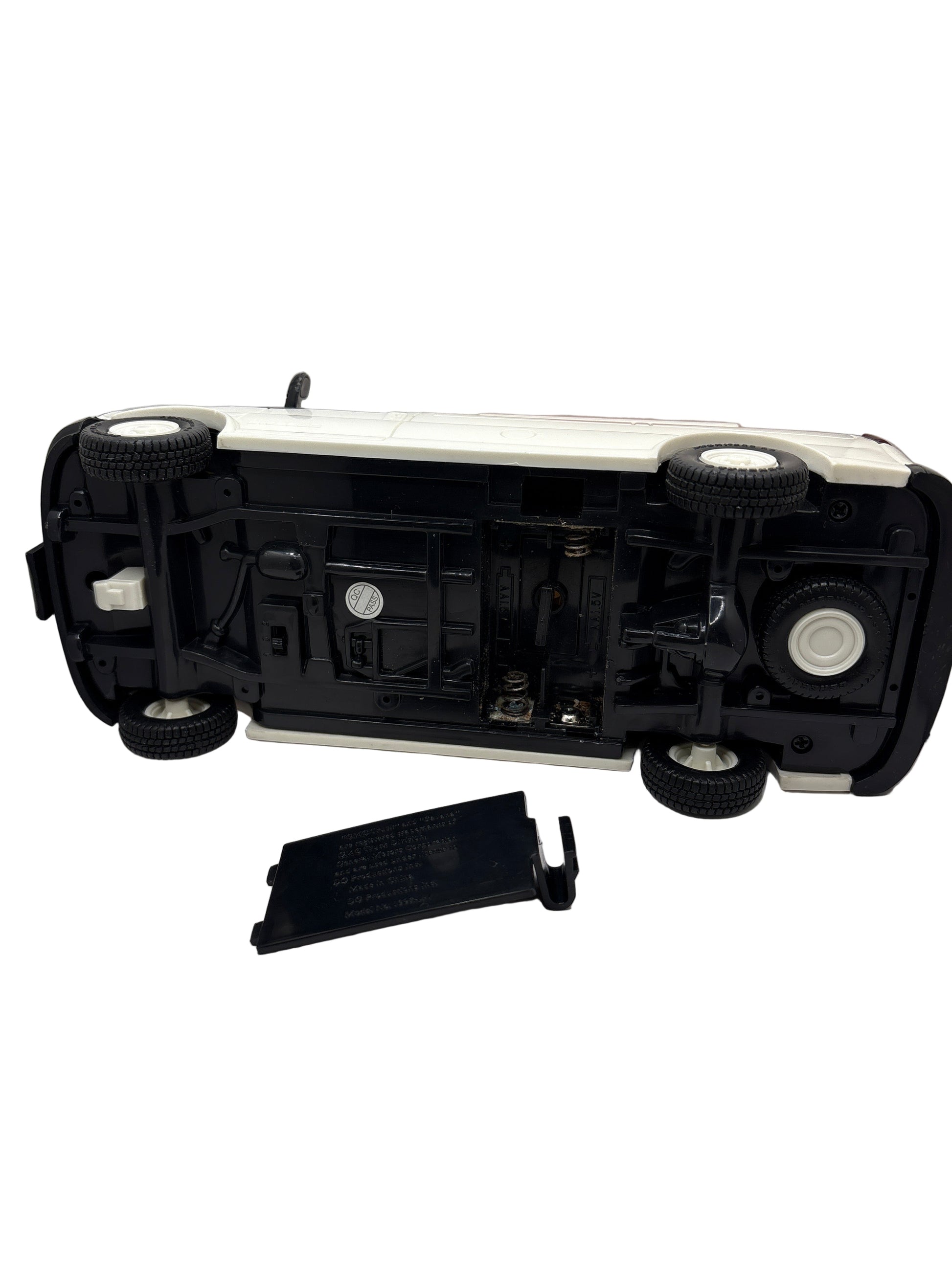 DG Productions GMC Savanna Diecast white