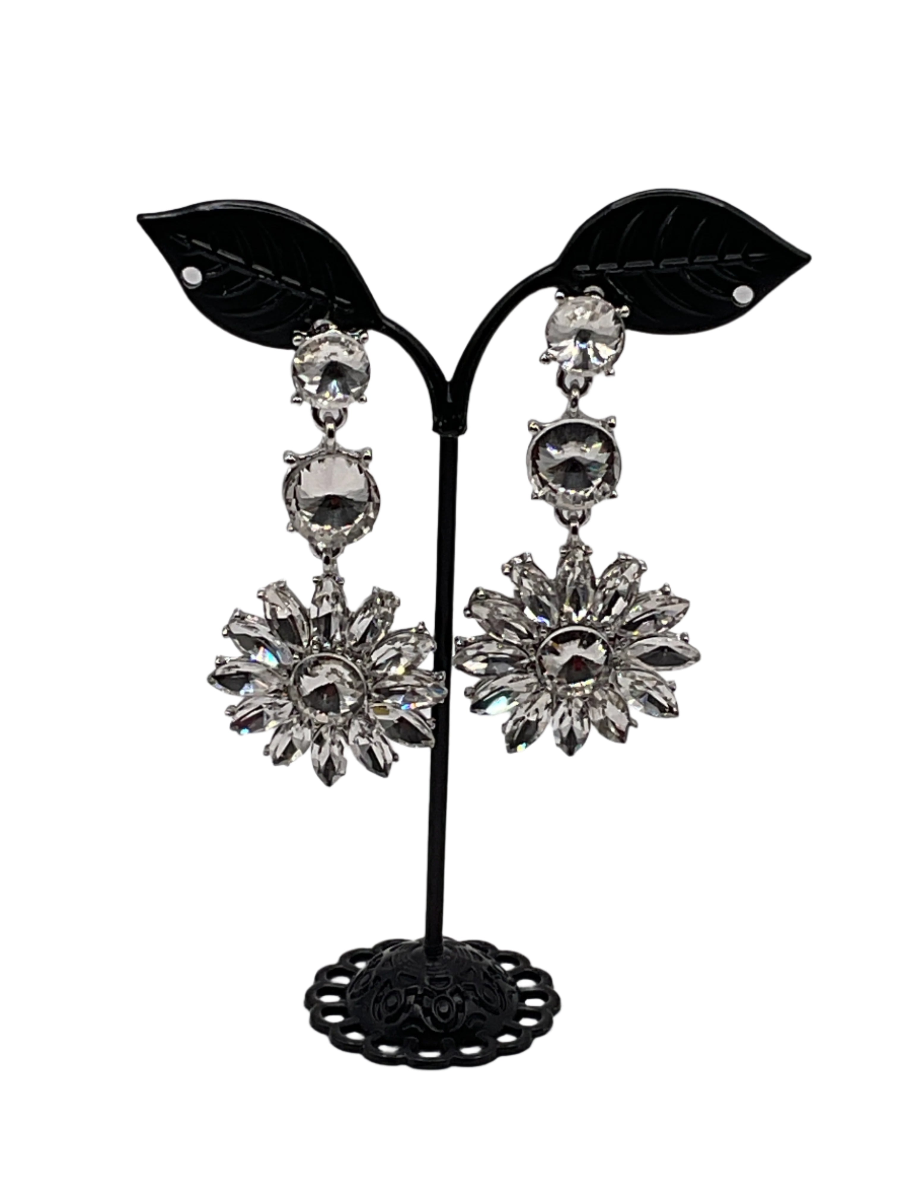Shiny crystal earrings Main image