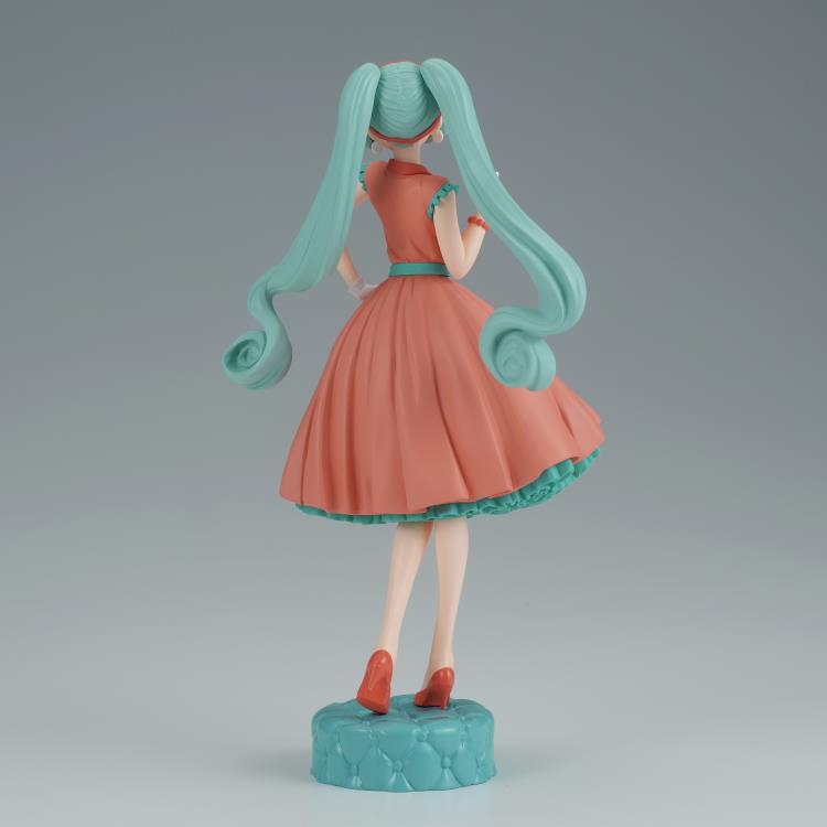 Vocaloid World Journey Vol.1 Hatsune Miku Figure - Collectors World Toys