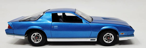 1:32 1982 Chevy Camaro Z-28 Route 32 Plastic Model Kit