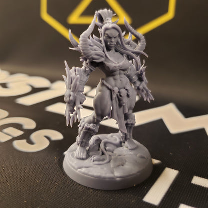 Vesdra, Blackcrag Shaman (Female Orc Cleric Hero)