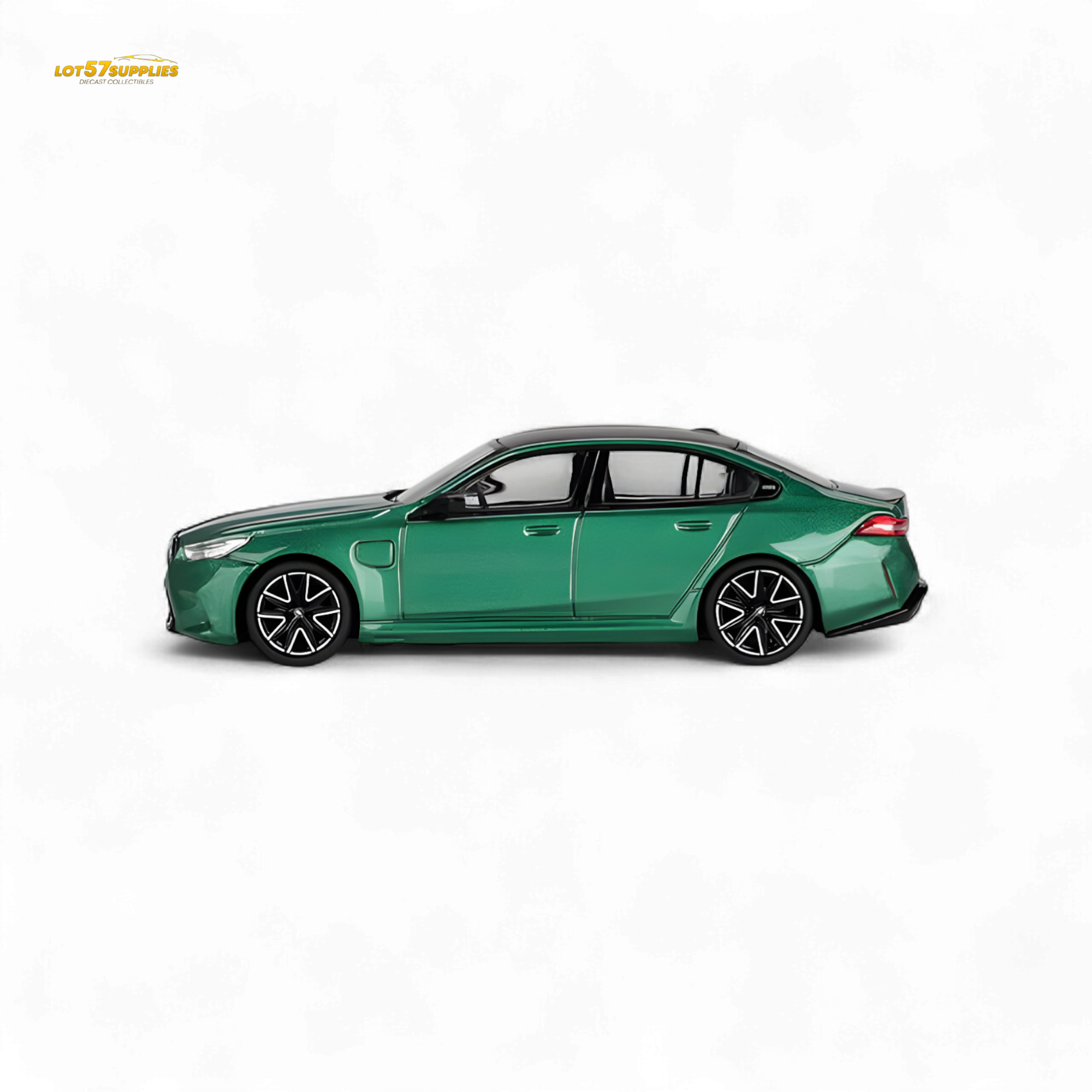 (Pre-Order) Mini-GT BMW M5 (G90) Isle of Man Green Metallic #1086- 1:64