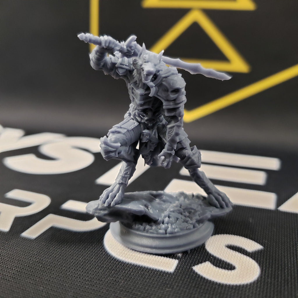 Corsicus, Werewolf Knight (Male Werewolf Paladin) -