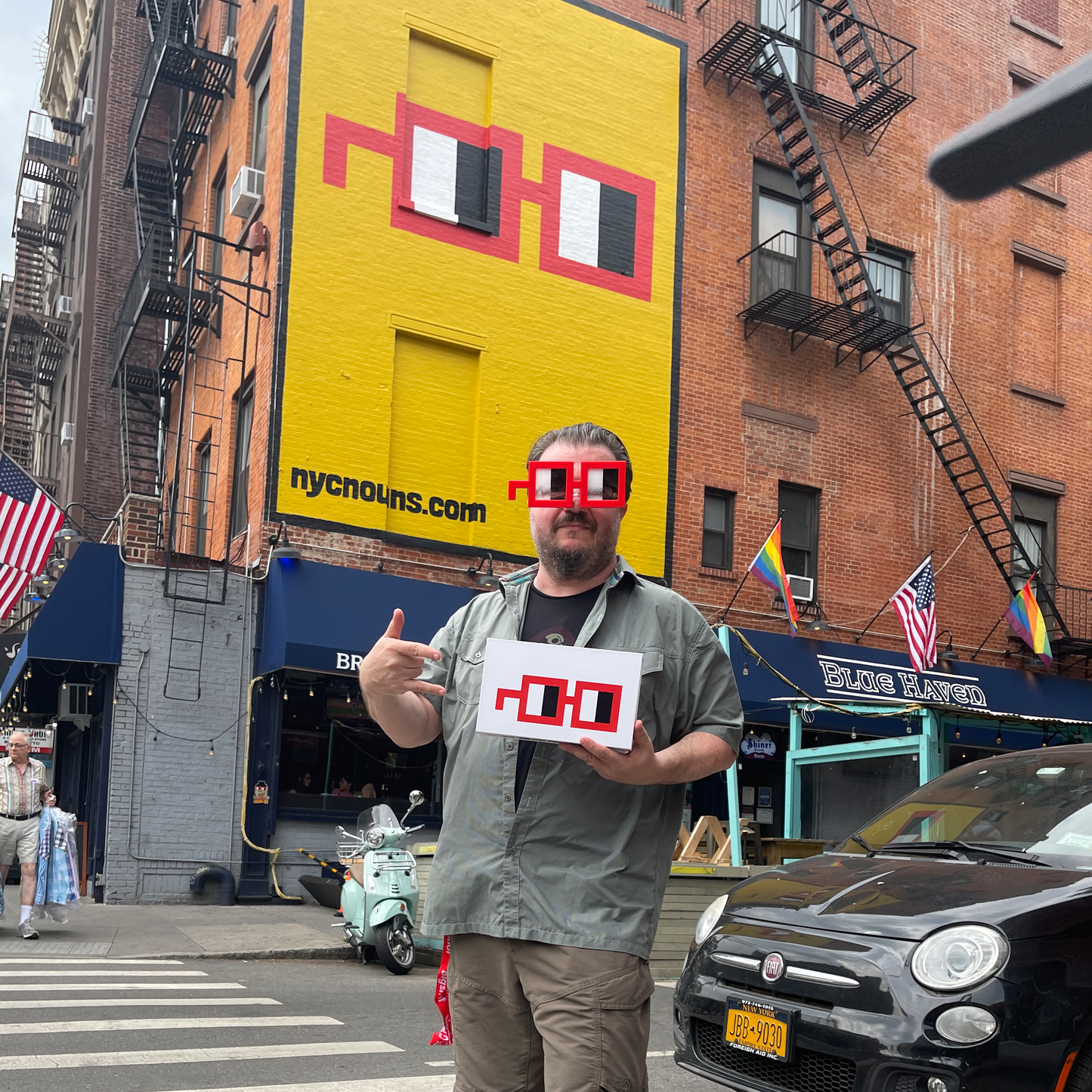 Bigshot Noggles in Classic Red