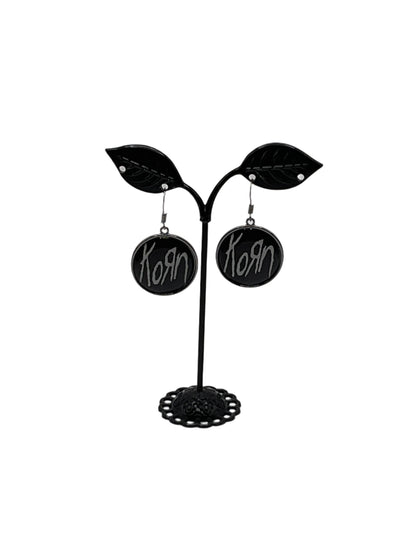 American nu metal band Earrings