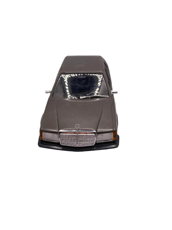 Burago Mercedes 190E Diecast