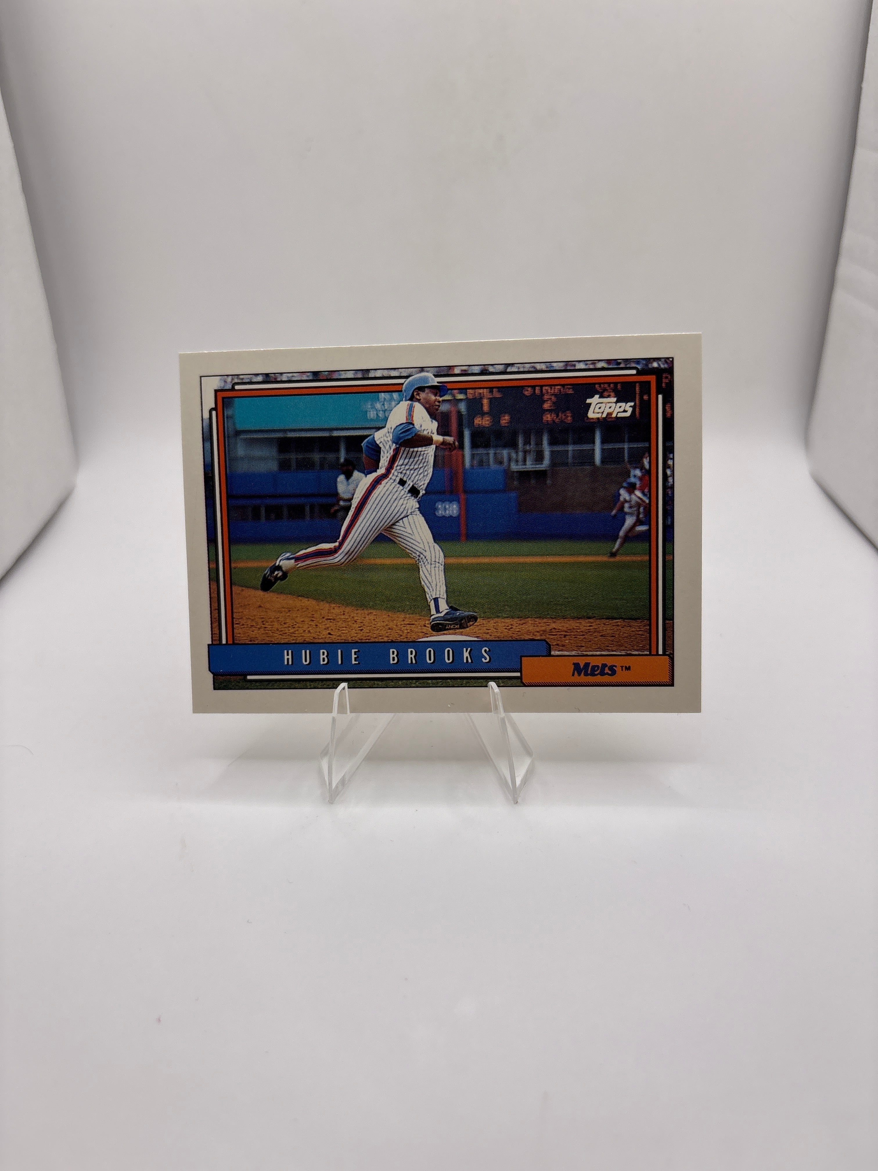 Topps Hubie Brooks Main image