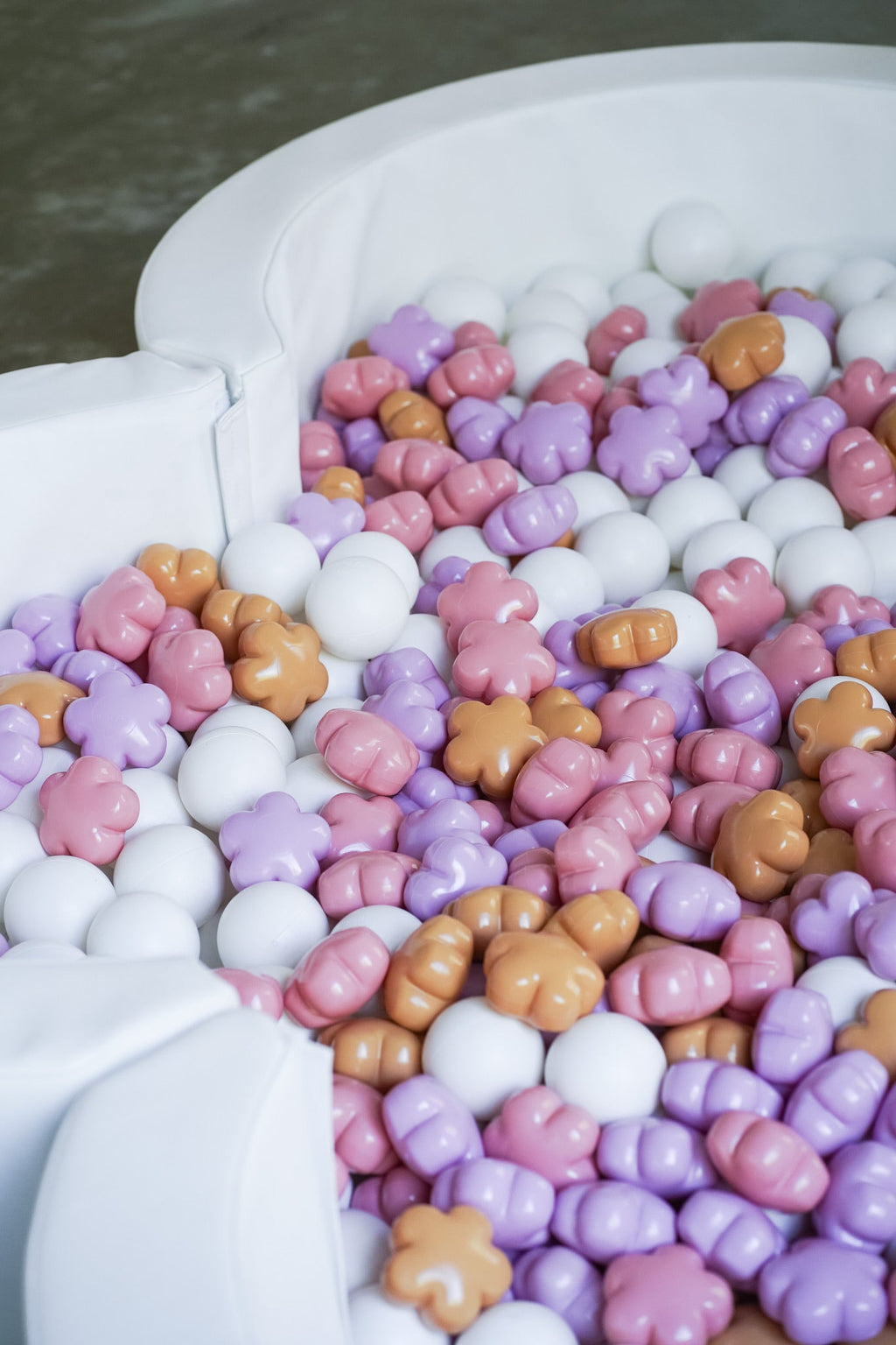 FLORA Ball Pit Balls - Collectors World Toys