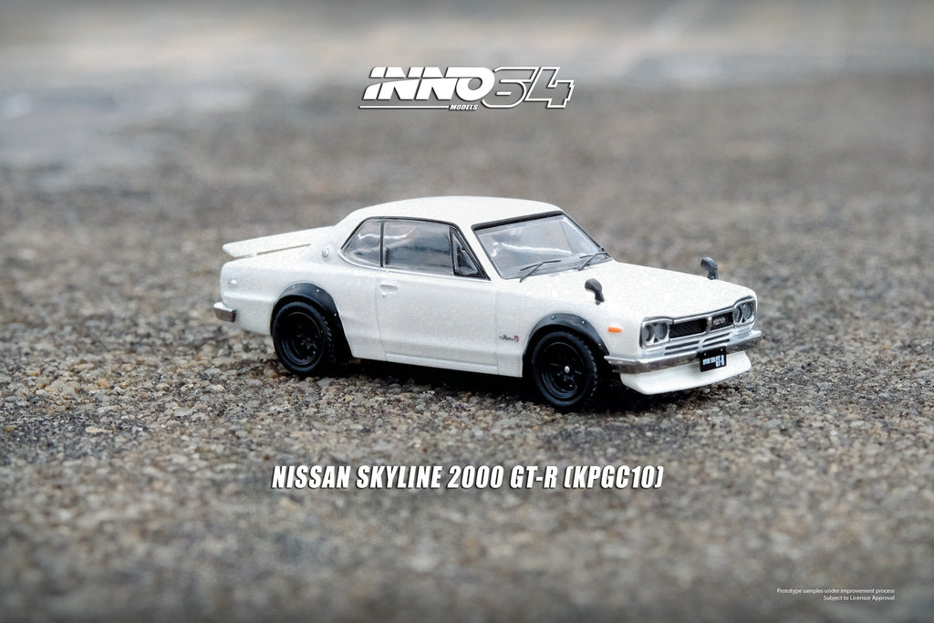 Inno64 Nissan Skyline 2000 GT-R (KPGC10) in White 1:64 - Collectors World Toys