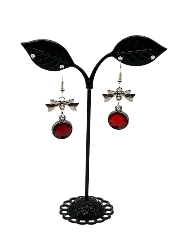 Red circle earrings Hover Image