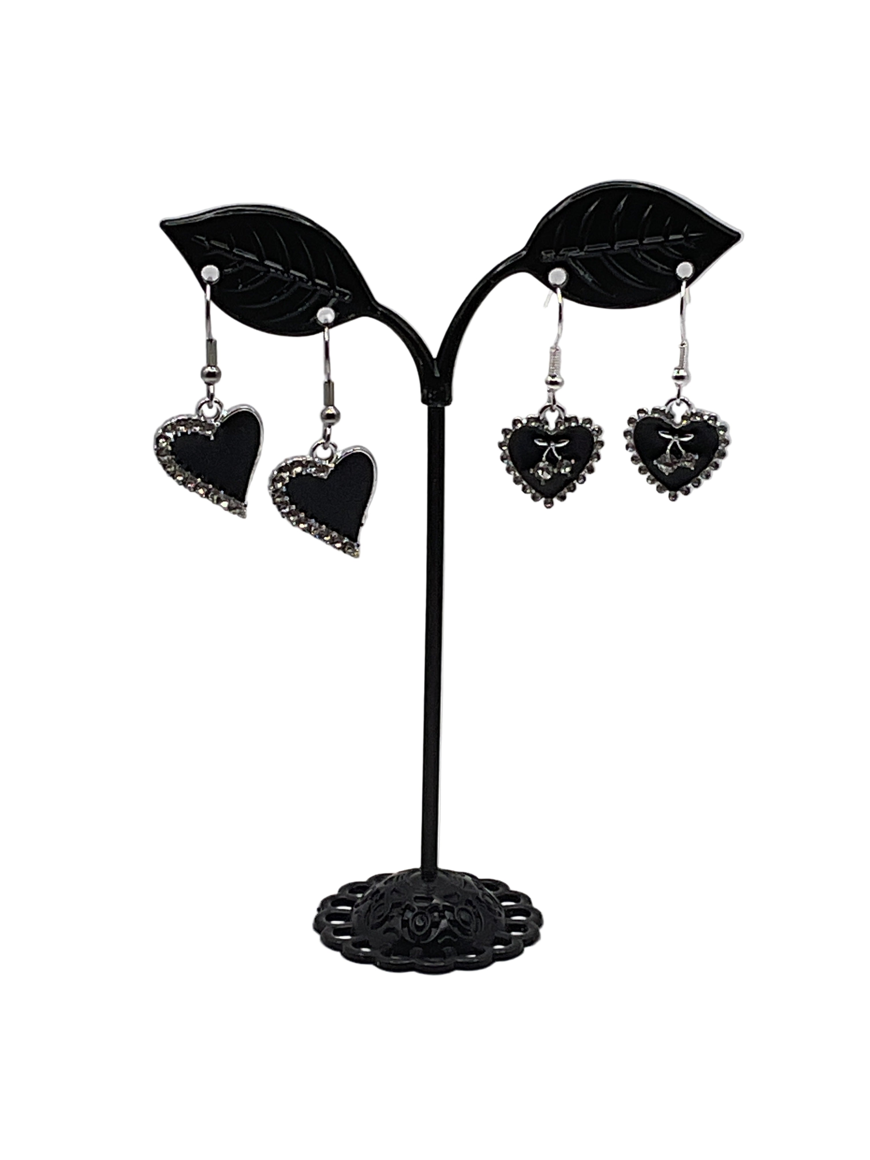 Black Heart Earrings 2 Main image
