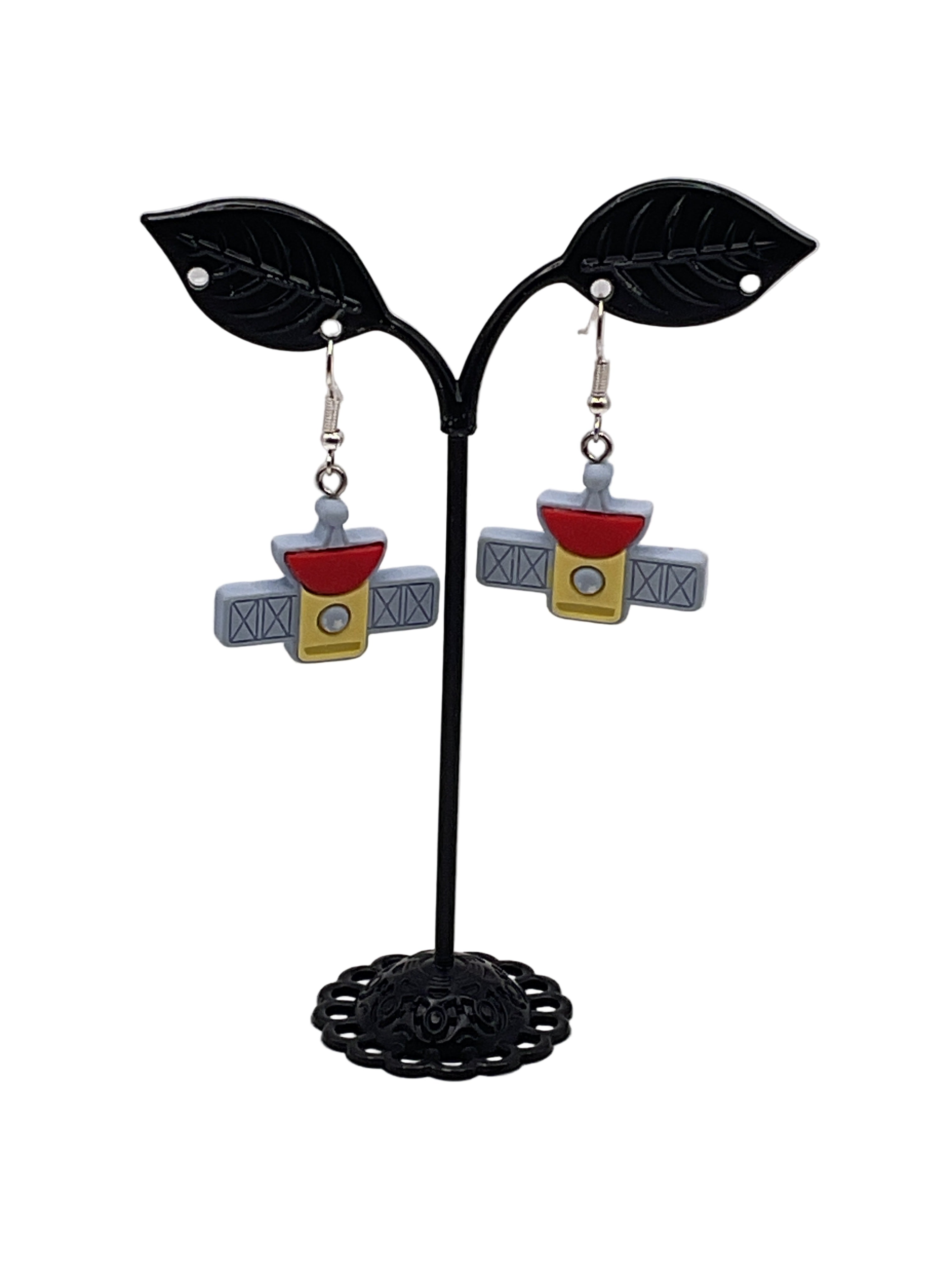 Satellite earrings Main image