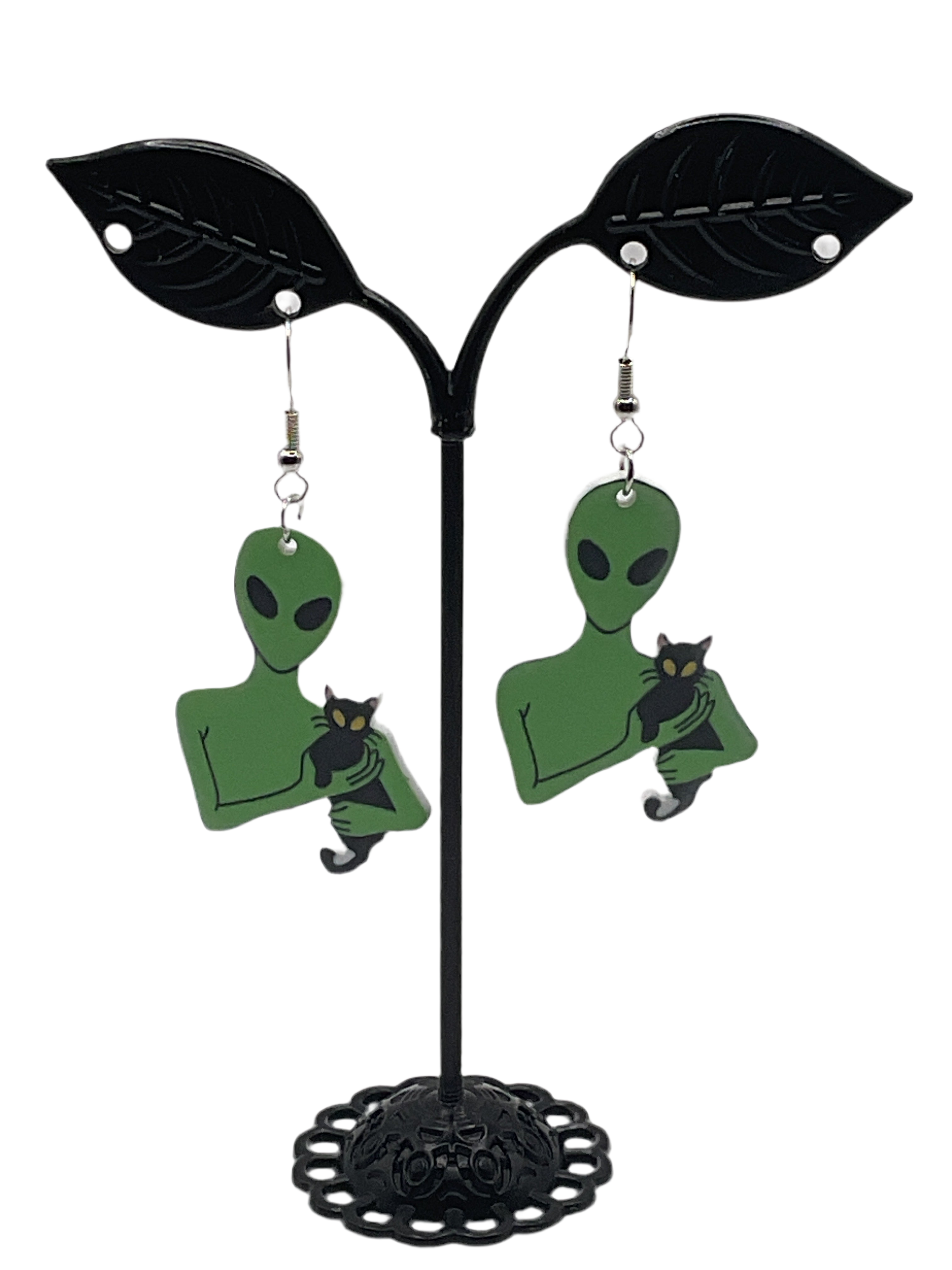 Green alien earrings Main image