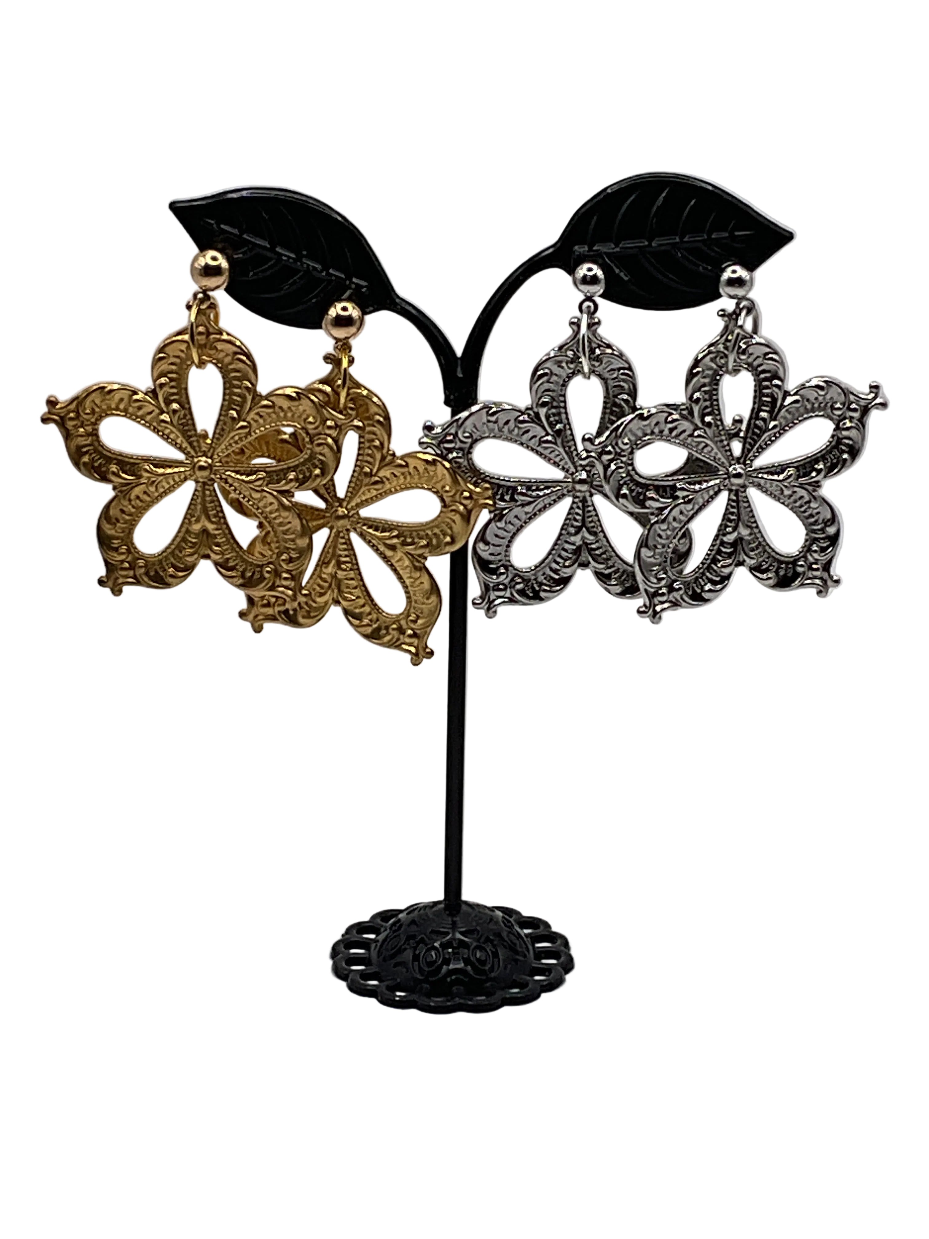 Five Petal Flower Earrings Main image