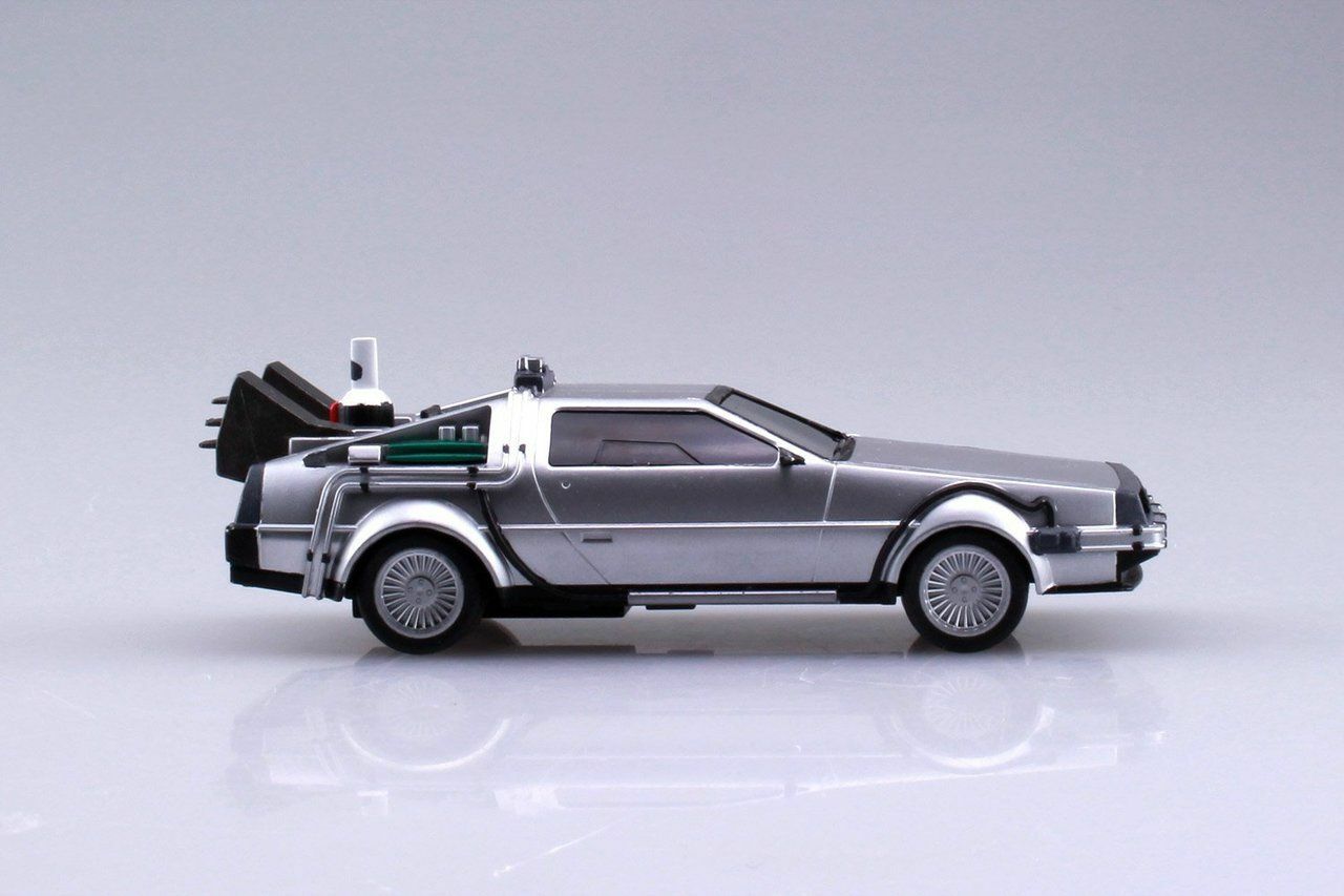 1/43 BACK TO THE FUTURE 1/43 Pullback DELOREAN from PART II Model Kit Figure - Collectors World Toys