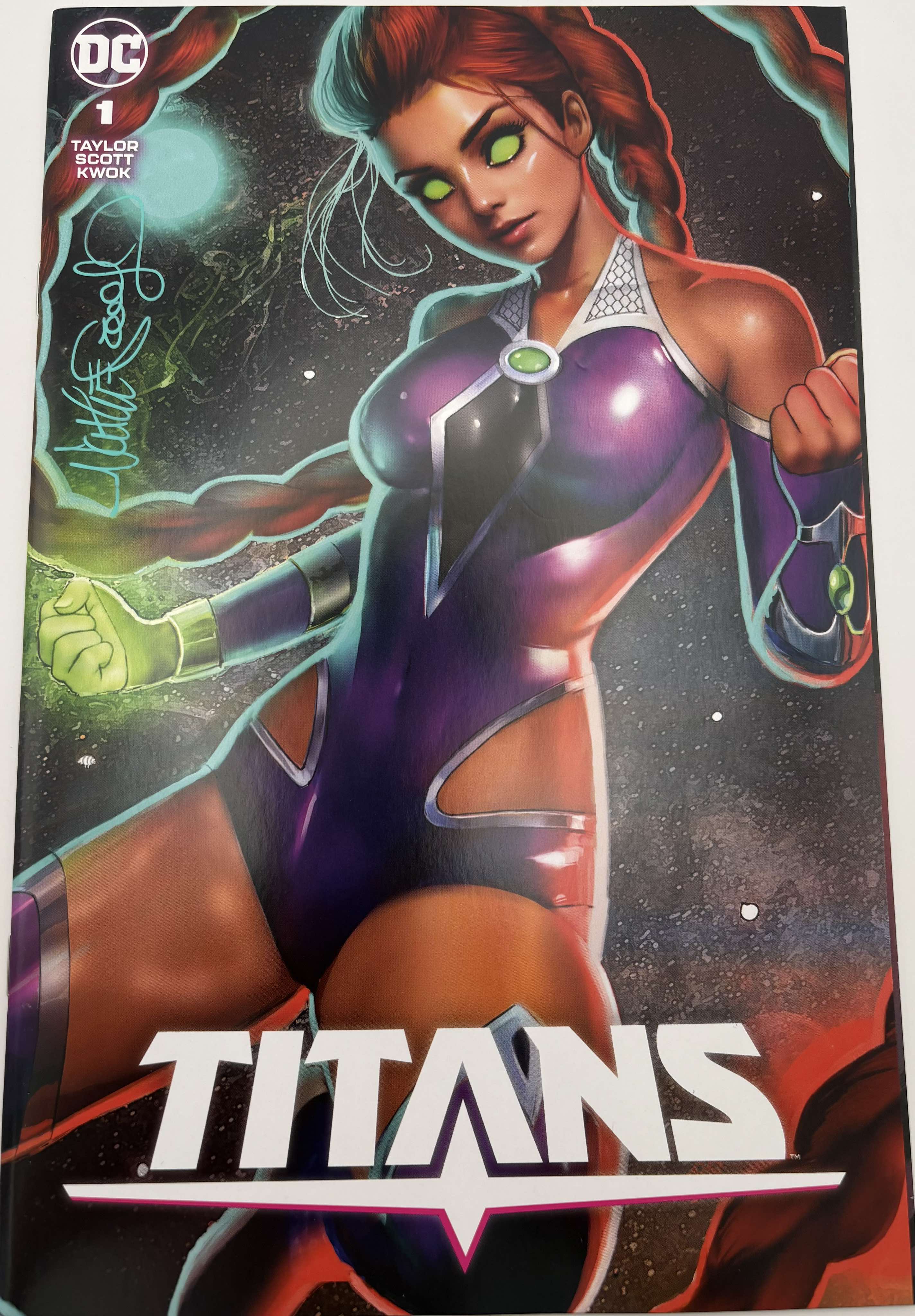 [Signed by Nathan Szerdy] TITANS #1 NATHAN SZERDY (616) EXCLUSIVE VAR [IN STOCK] - Collectors World Toys Main image