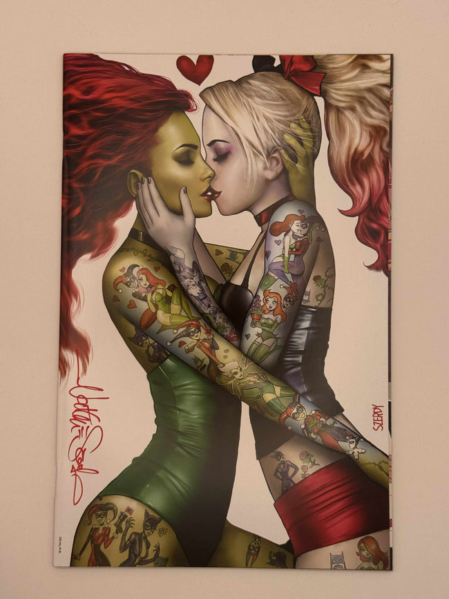 [Signed by Nathan Szerdy] HARLEY QUINN #31 NATHAN SZERDY (616) EXCLUSIVE IVY TATTOO VIRGIN VAR [IN STOCK] - Collectors World Toys Hover Image