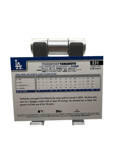 Topps Yoshinobu Yamamoto