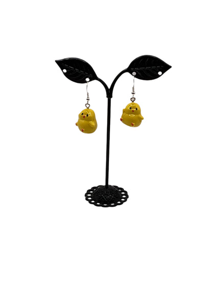 Waving chick earrings