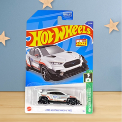 Hot Wheels Ford Mustang Mach-E 1400 - Green Speed Series 1/5 - Collectors World Toys