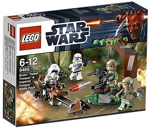 LEGO Star Wars Endor Rebel Trooper and Imperial Trooper 9489 Main image