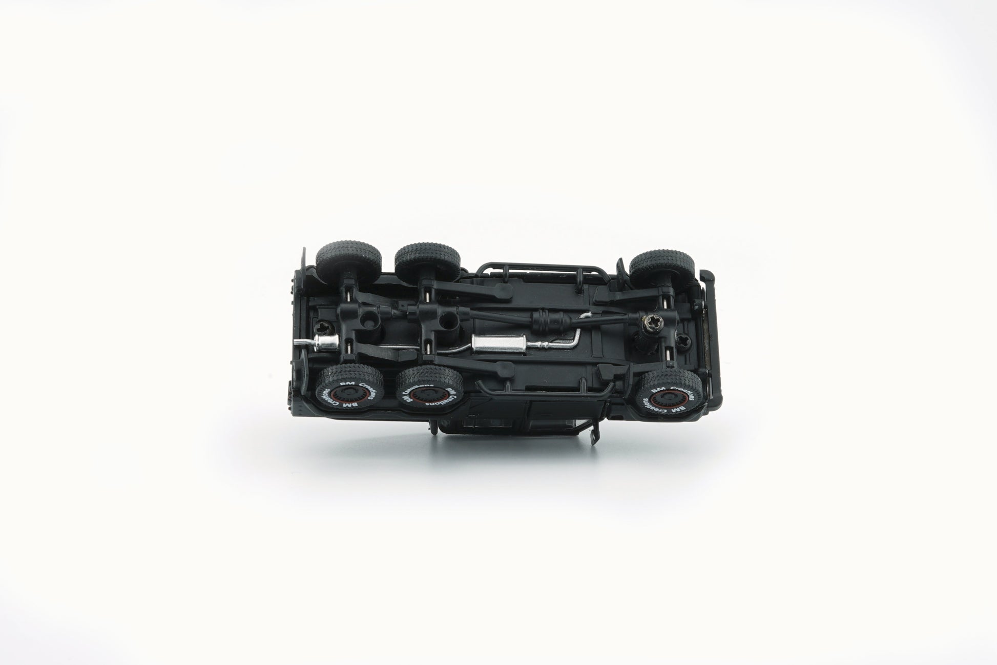 BM Creations 2016 Land Rover Defender 110 Pick Up 6x6 Off Road Matte Blk RHD 1:64 64B0339