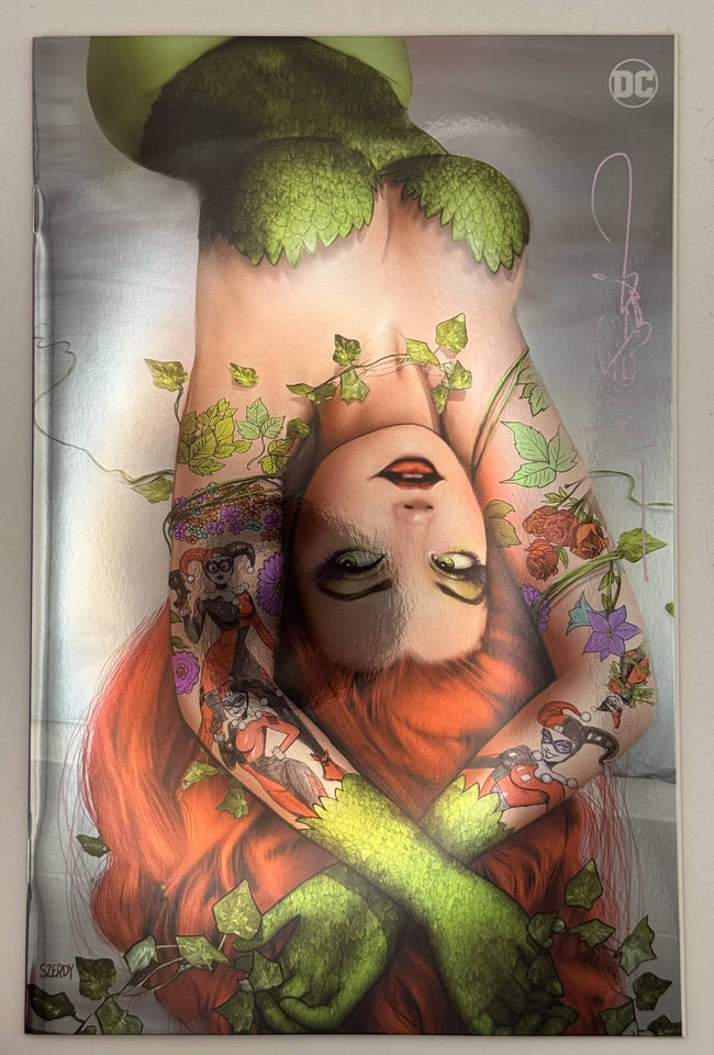 [Signed by Nathan Szerdy] [FOIL] POISON IVY #17 NATHAN SZERDY (616) EXCLUSIVE FOIL VIRGIN VAR [IN STOCK] - Collectors World Toys Hover Image