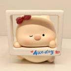 TOURIST PIGGY FIGURINE BLIND BOX (1 Blind Box) - Collectors World Toys