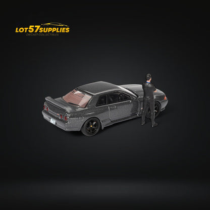 (Pre-Order) Mini-GT Nissan Skyline R32 Nismo Gunmetal With Matsuda Figure #869 1:64 MGT00869 - Collectors World Toys