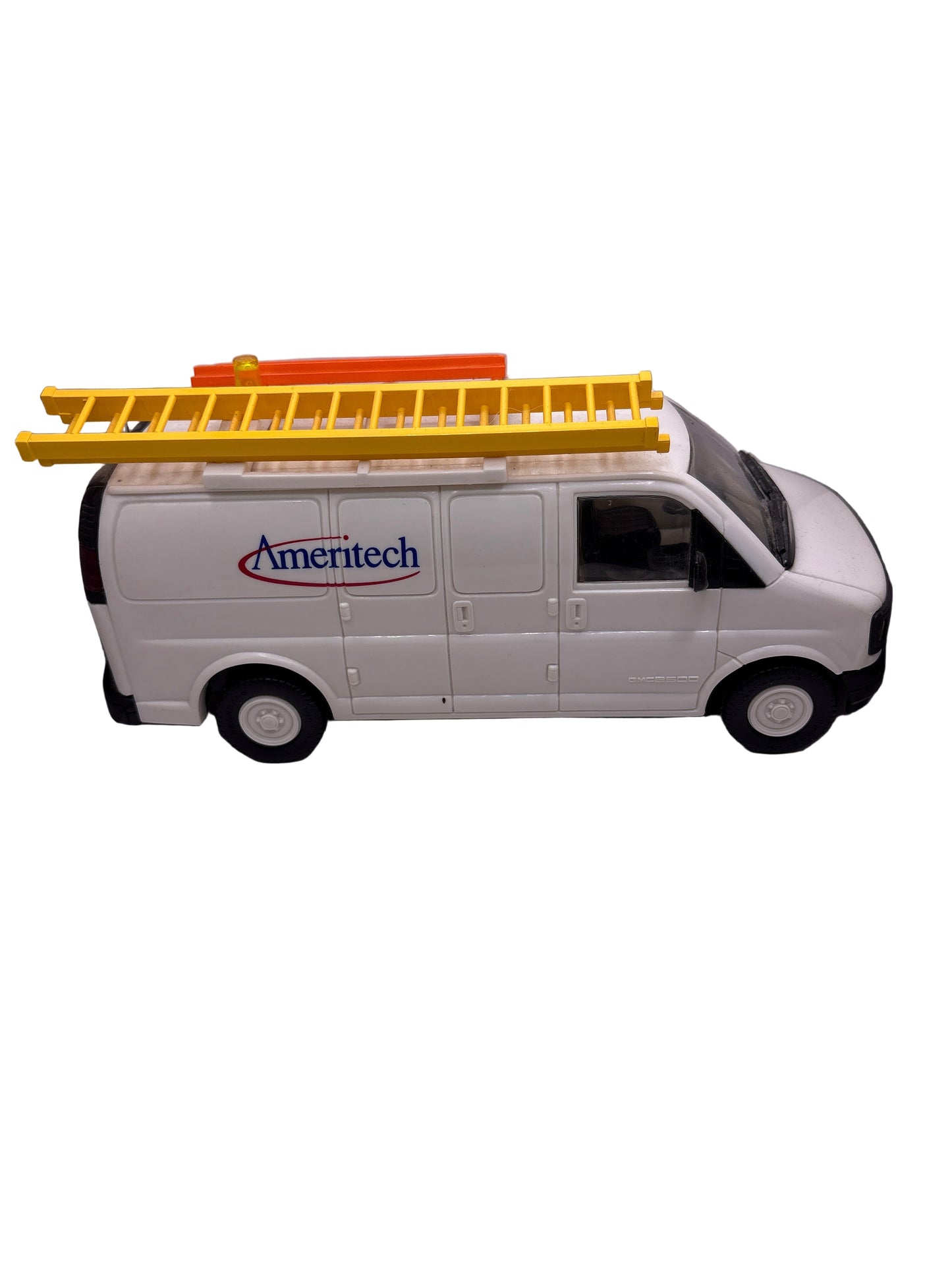 DG Productions GMC Savanna Diecast white