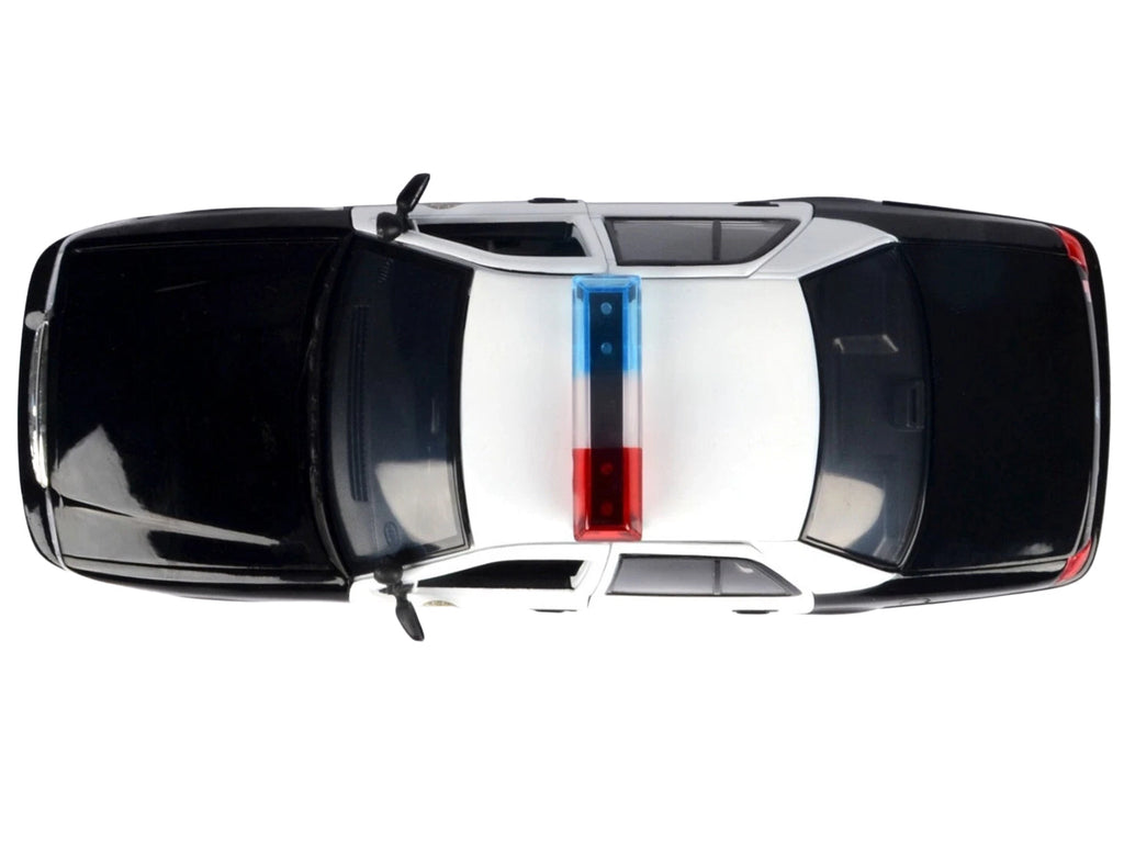 2001 Ford Crown Victoria Los Angeles Police Department LAPD Car 1/18 Diecast Car Model by Motormax