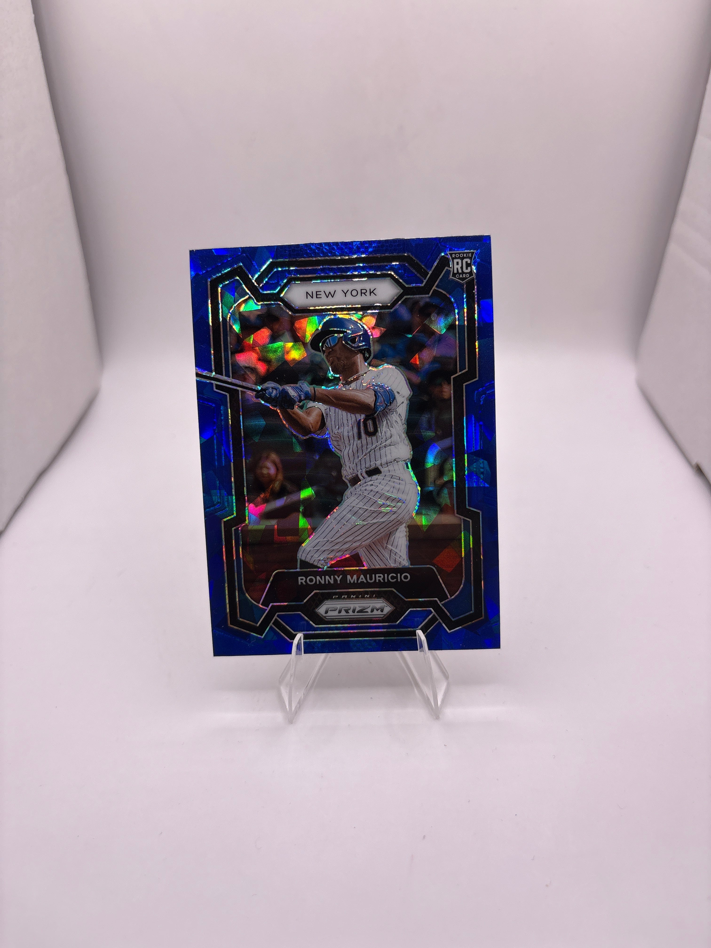 Prizm Ronny Mauricio Main image