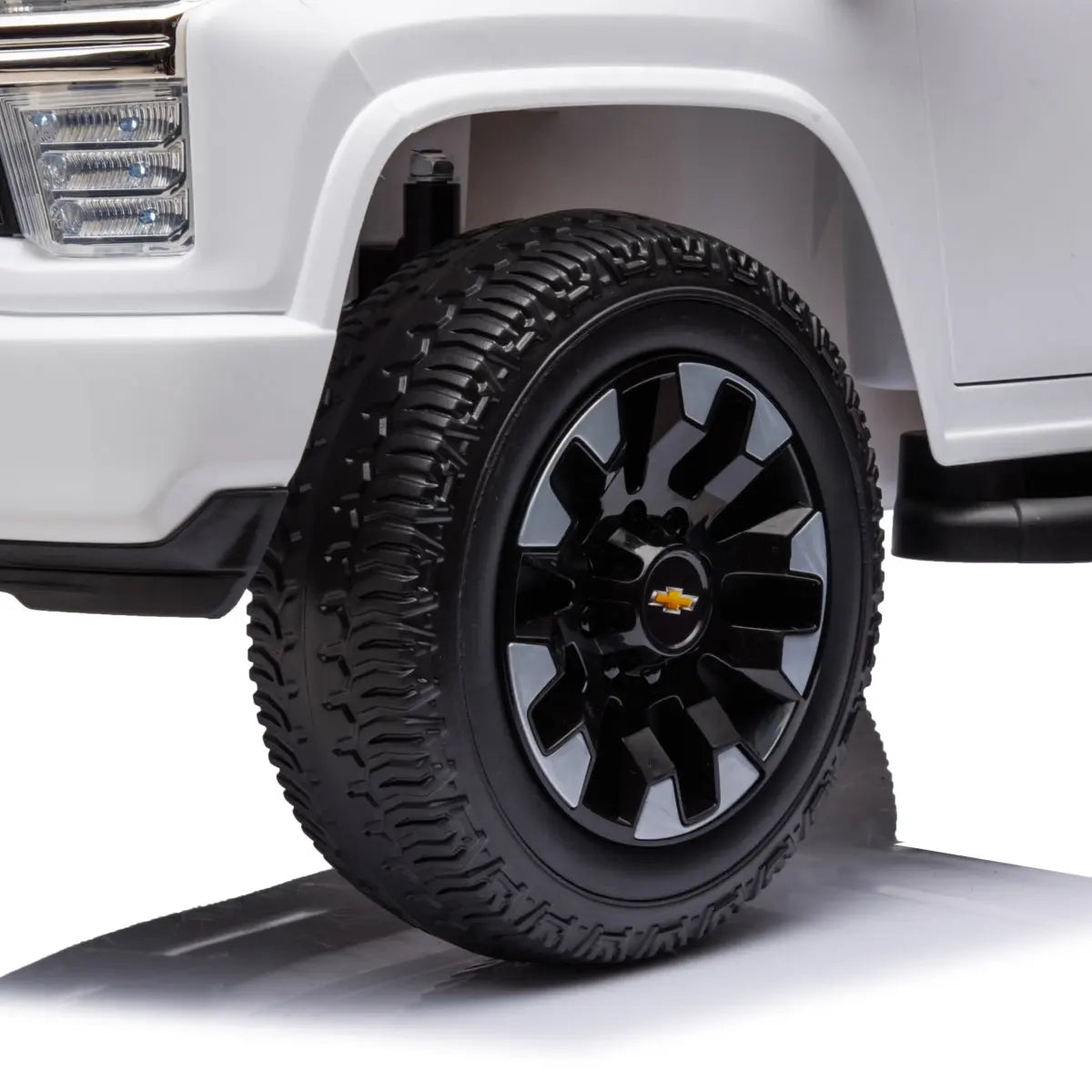 24V 4x4 Chevrolet Silverado 2 Seater Ride on Truck - Collectors World Toys
