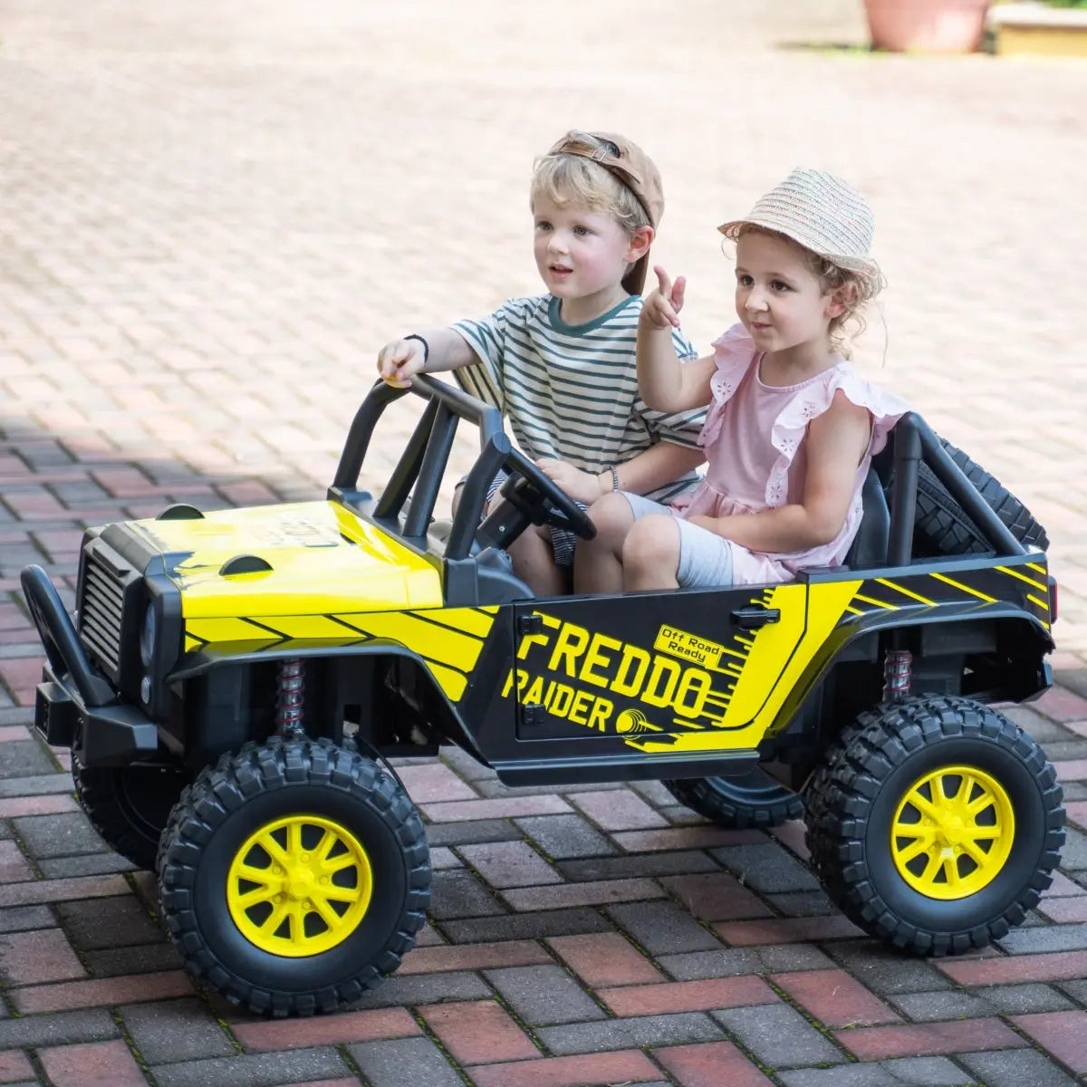 24V Jeep Freddo Raider 2 Seater Ride On - Collectors World Toys