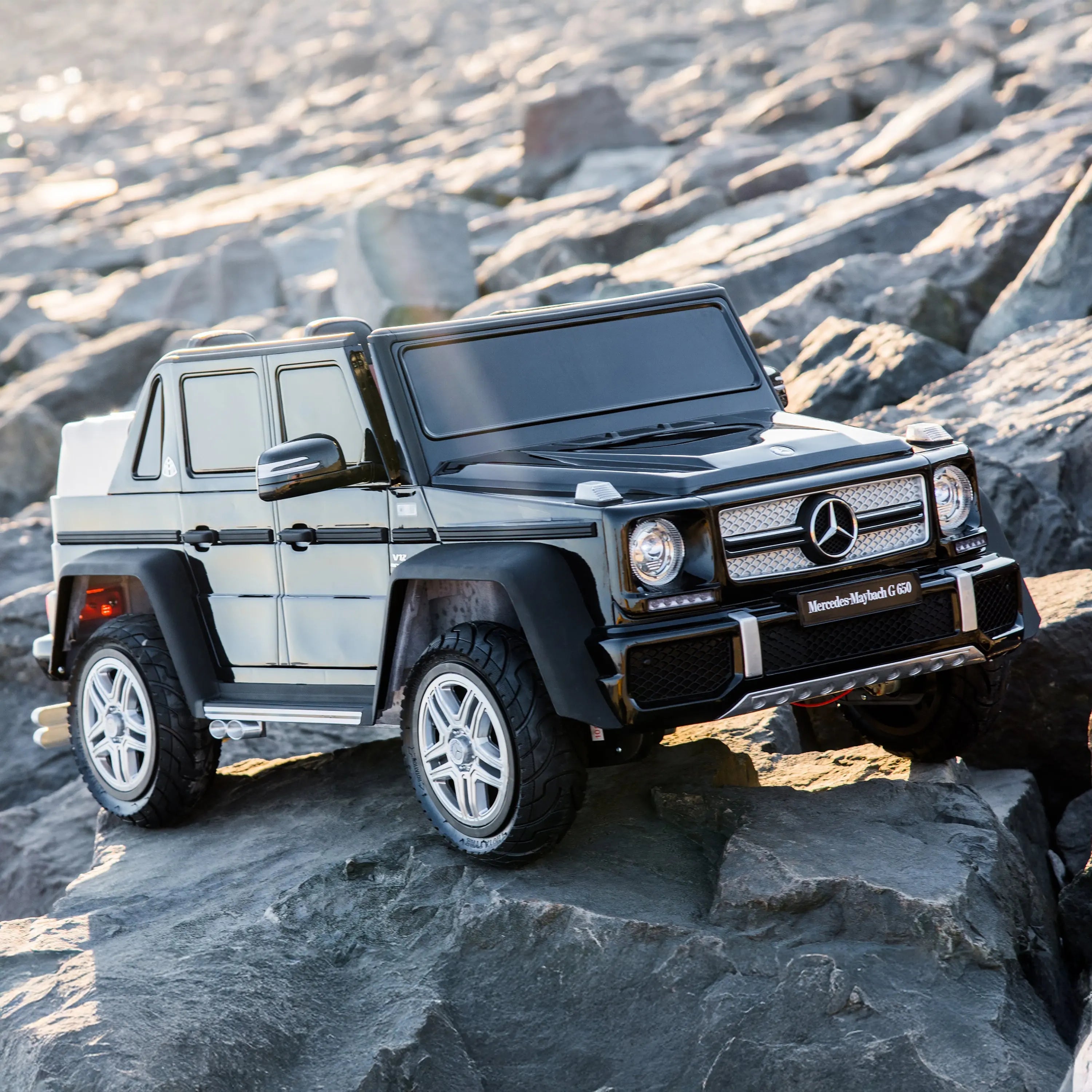 12V Mercedes Maybach G650 Landaulet 1 Seater