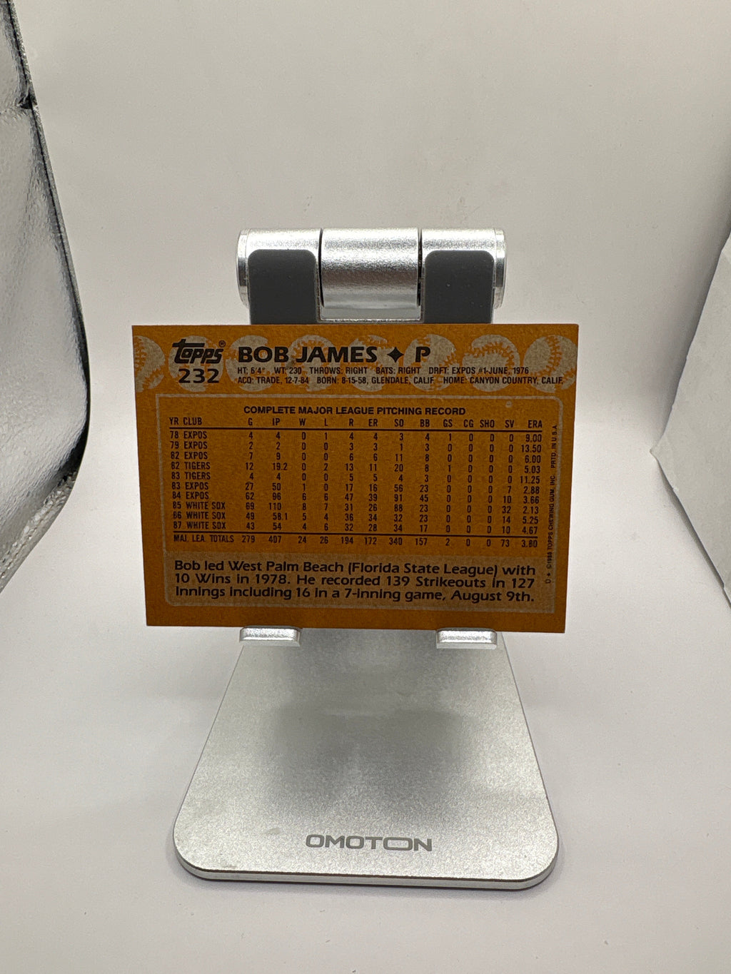 Topps Bob James