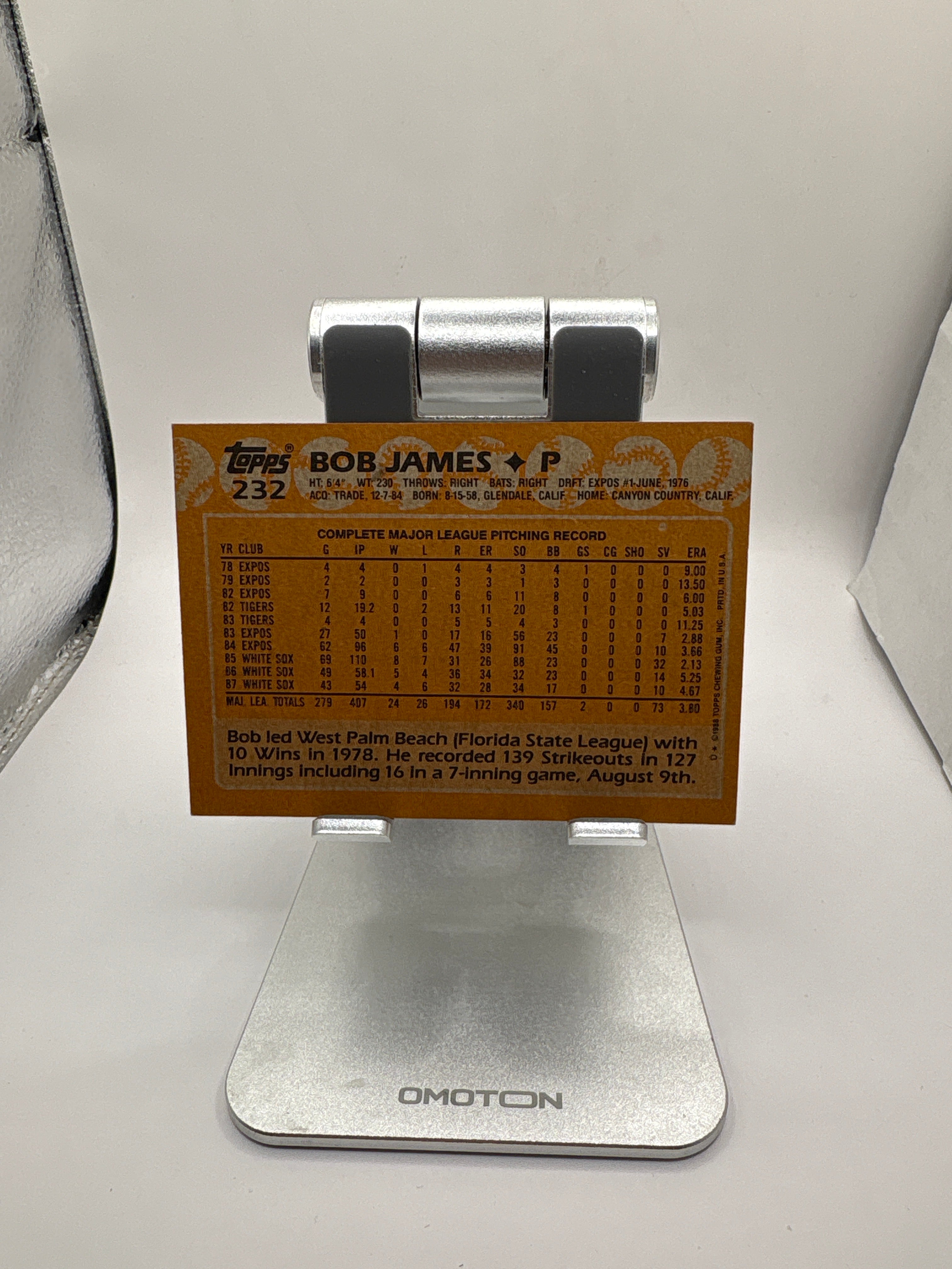 Topps Bob James