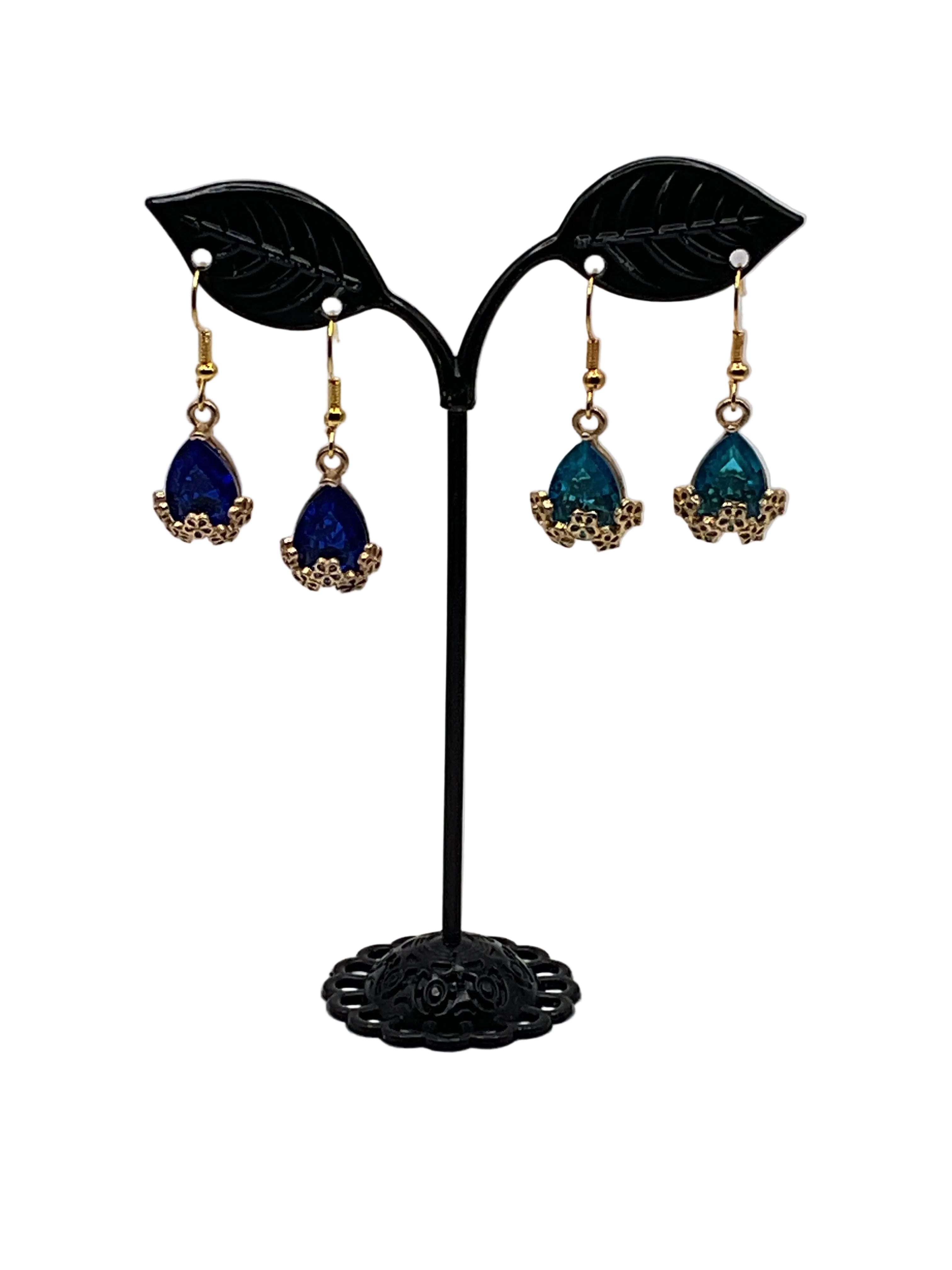 Tear Drop Crystal Earrings 1 Main image