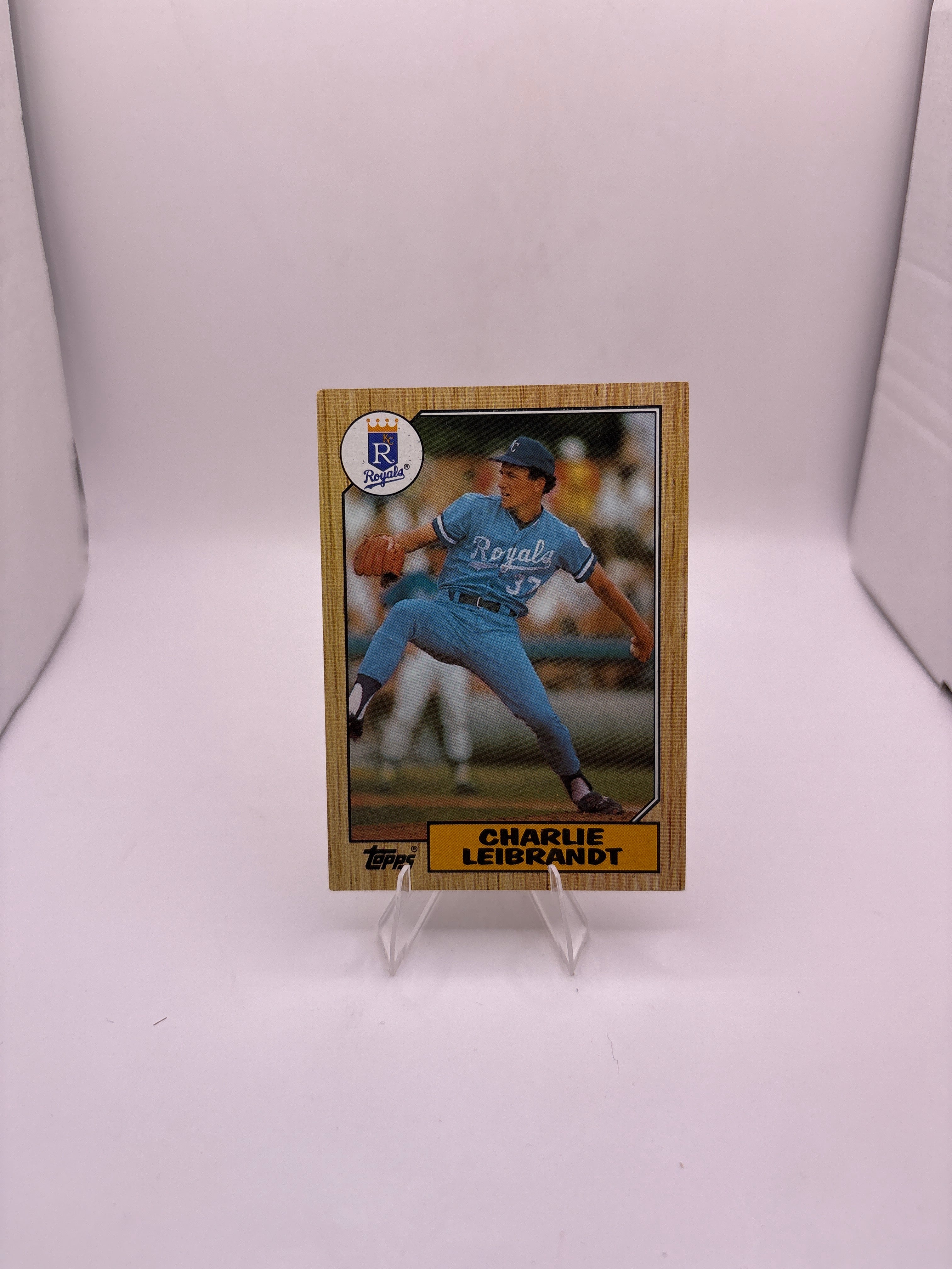 Topps Charlie Leibrandt Main image