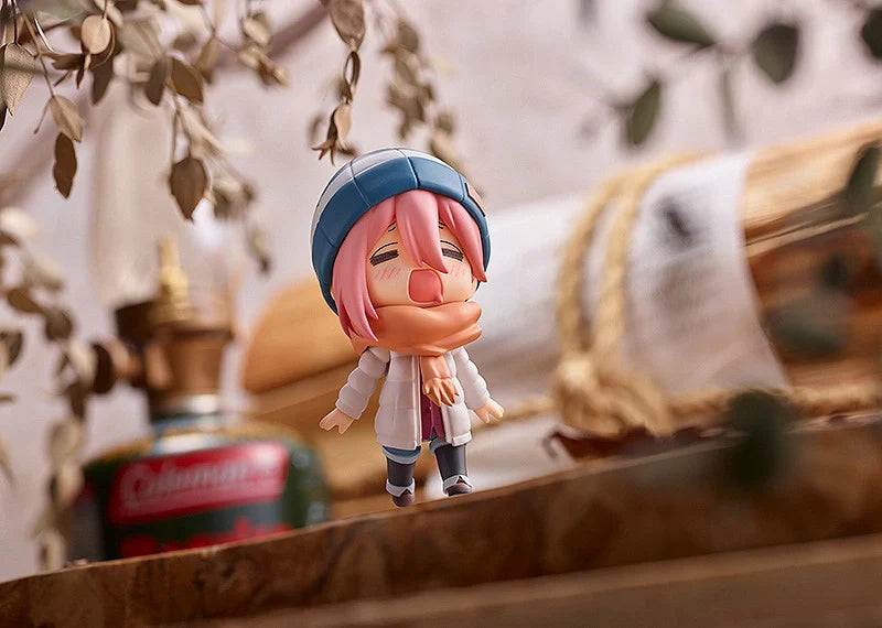 Laid-Back Camp Nendoroid 1623 Nadeshiko Kagamihara: Solo Camp Ver. Figure Secondary image